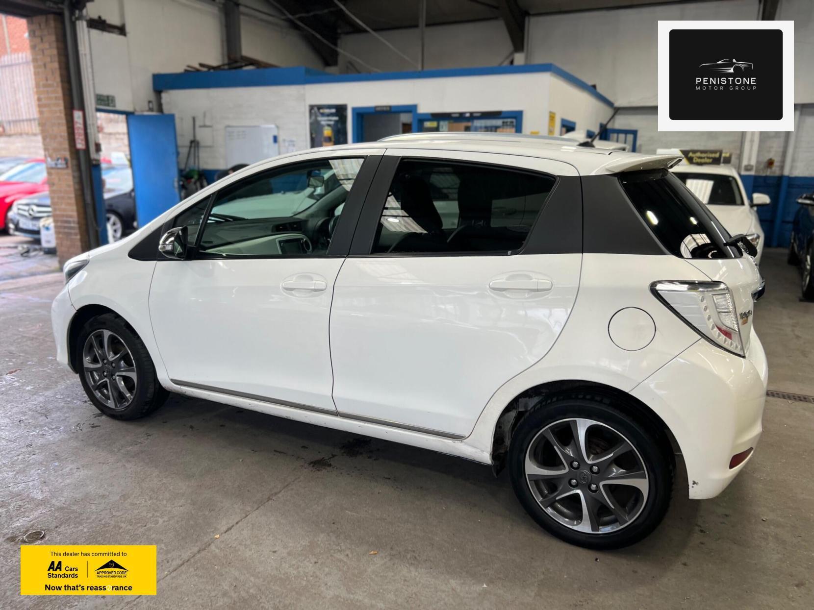 Toyota Yaris - Image 5