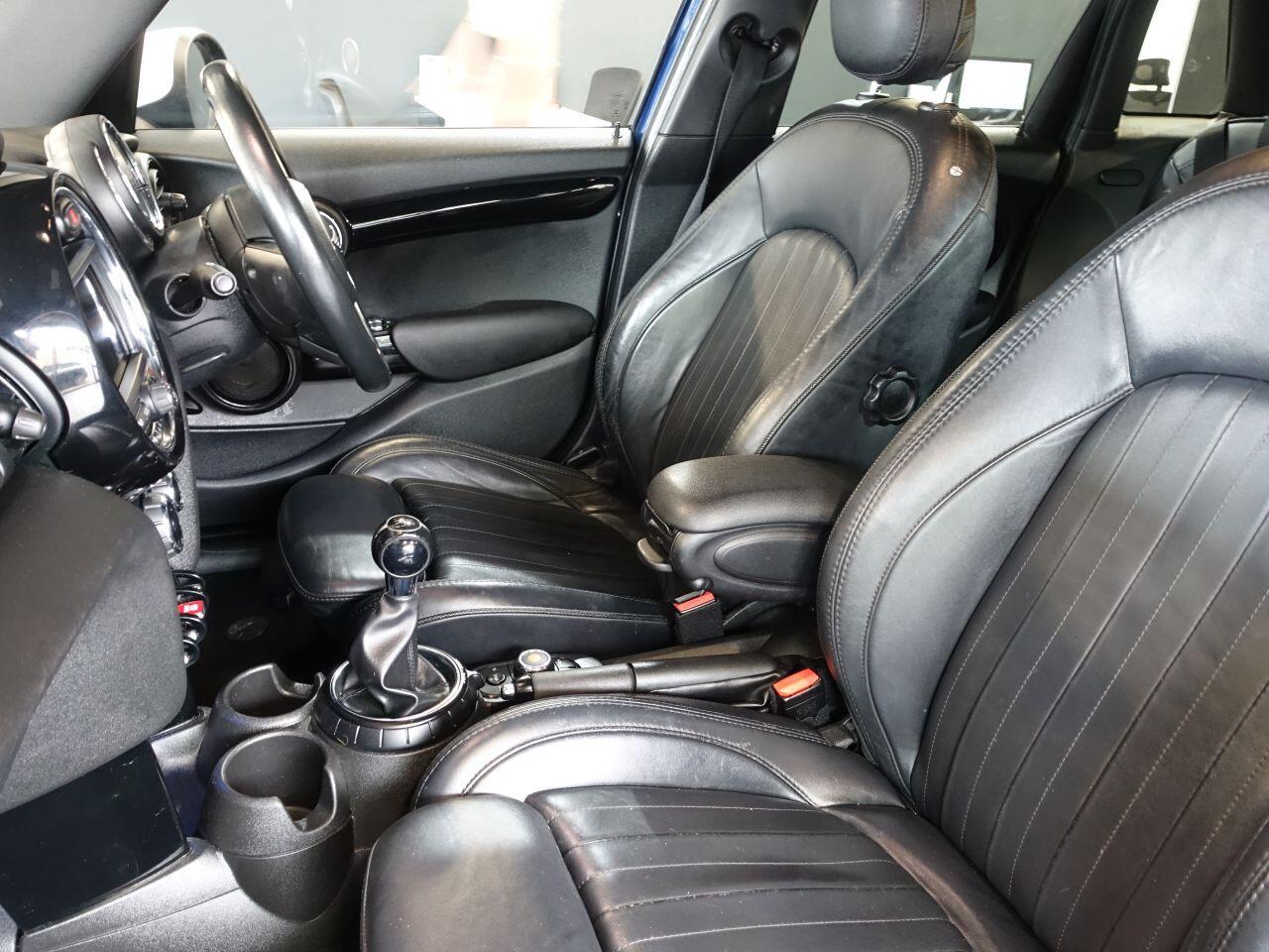 MINI Hatch - Image 12
