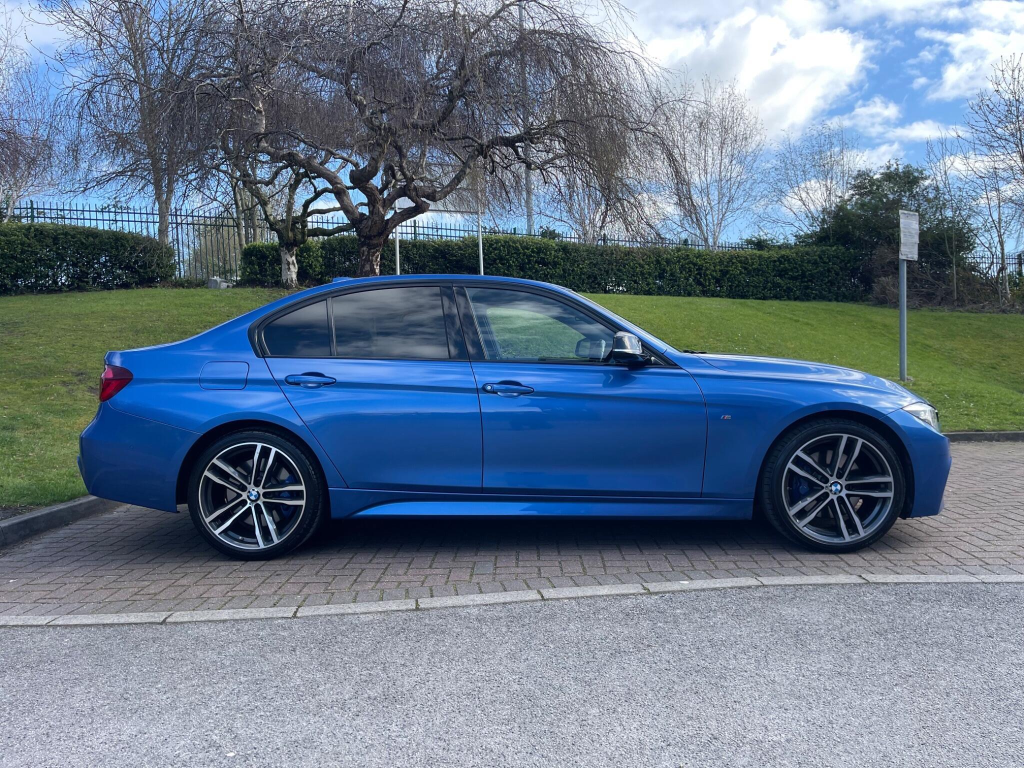 BMW 3 Series - Image 17