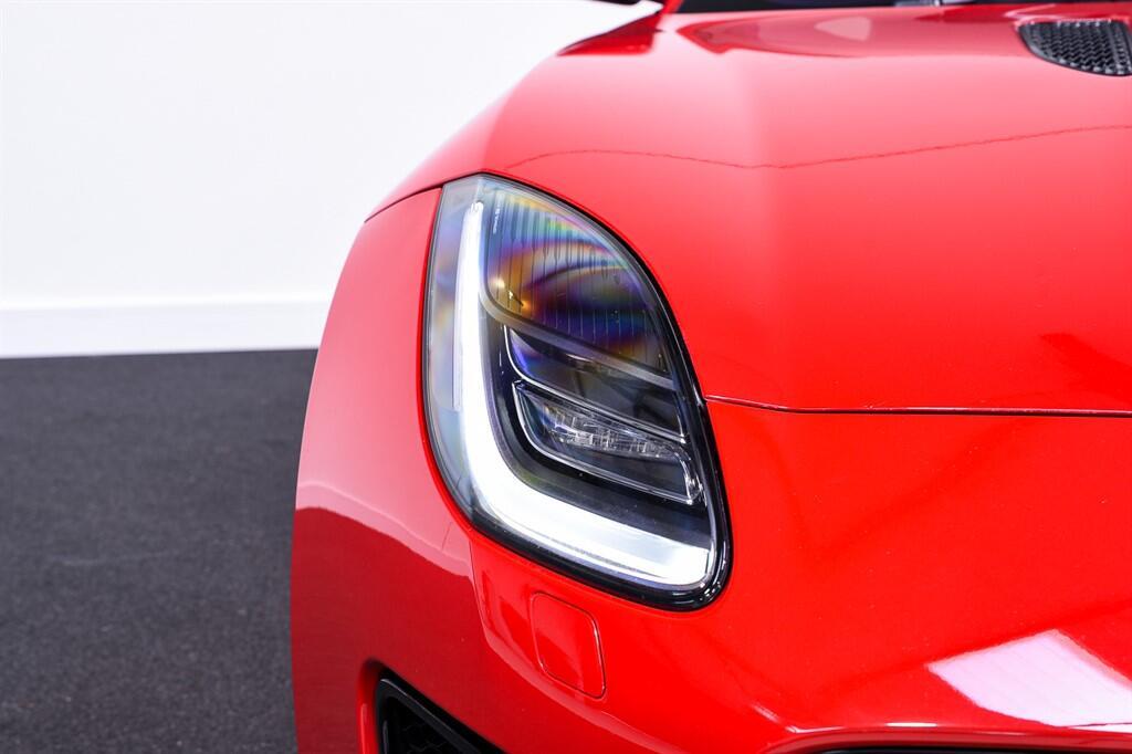 Jaguar F-Type - Image 11