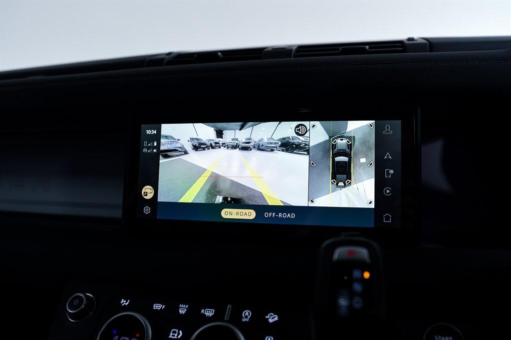 Land Rover Defender 110 - Image 25