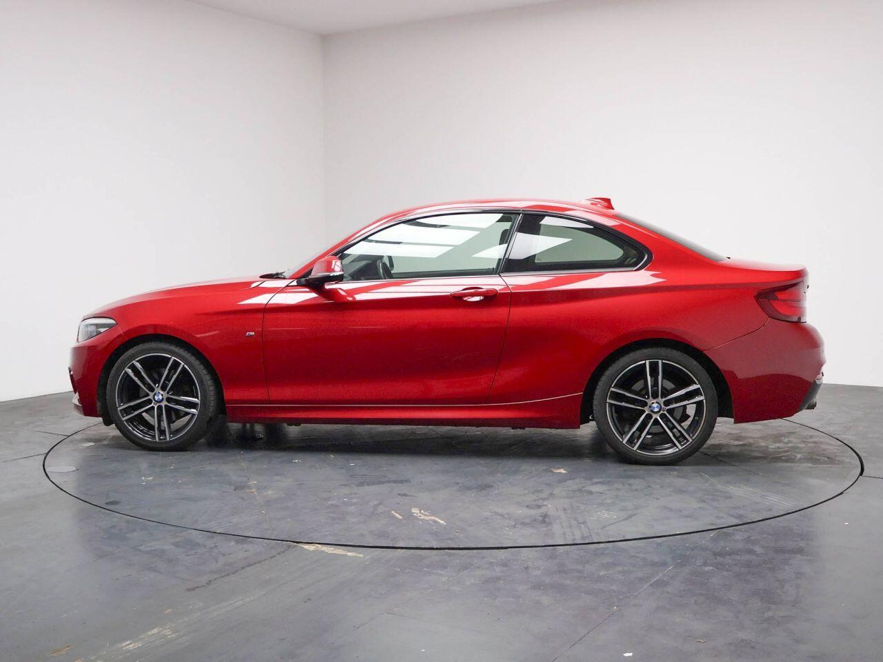 BMW 2 Series - Image 8