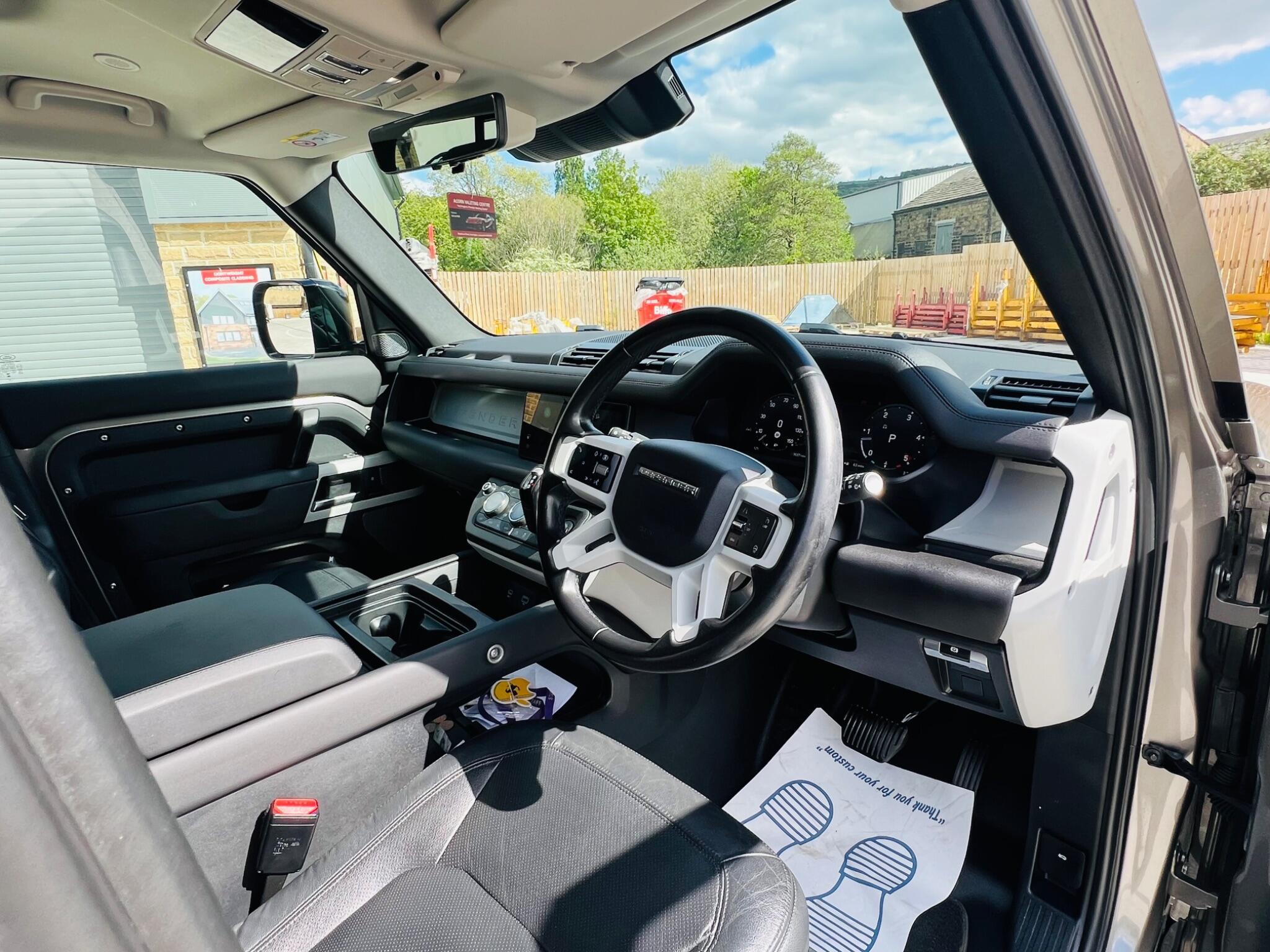 Land Rover Defender 110 - Image 7