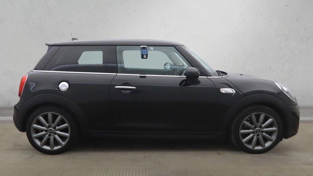 MINI Hatch - Image 8
