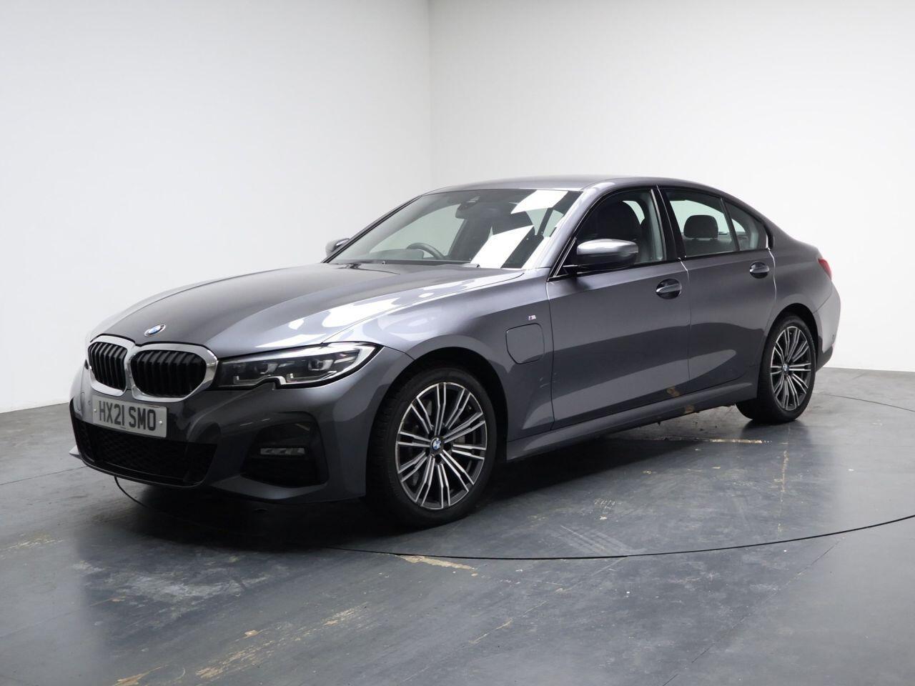BMW 3 Series - Image 6