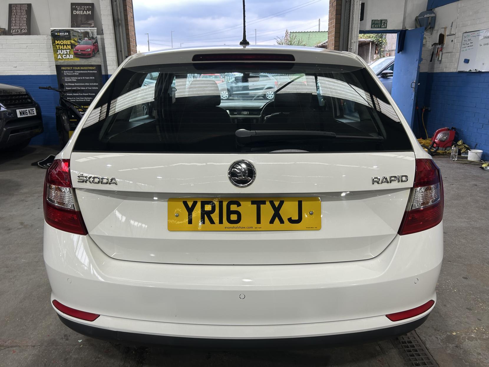 Skoda Rapid Spaceback - Image 6