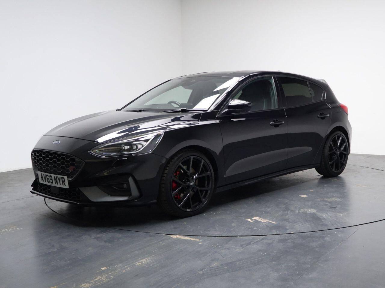 Ford Focus - Image 6