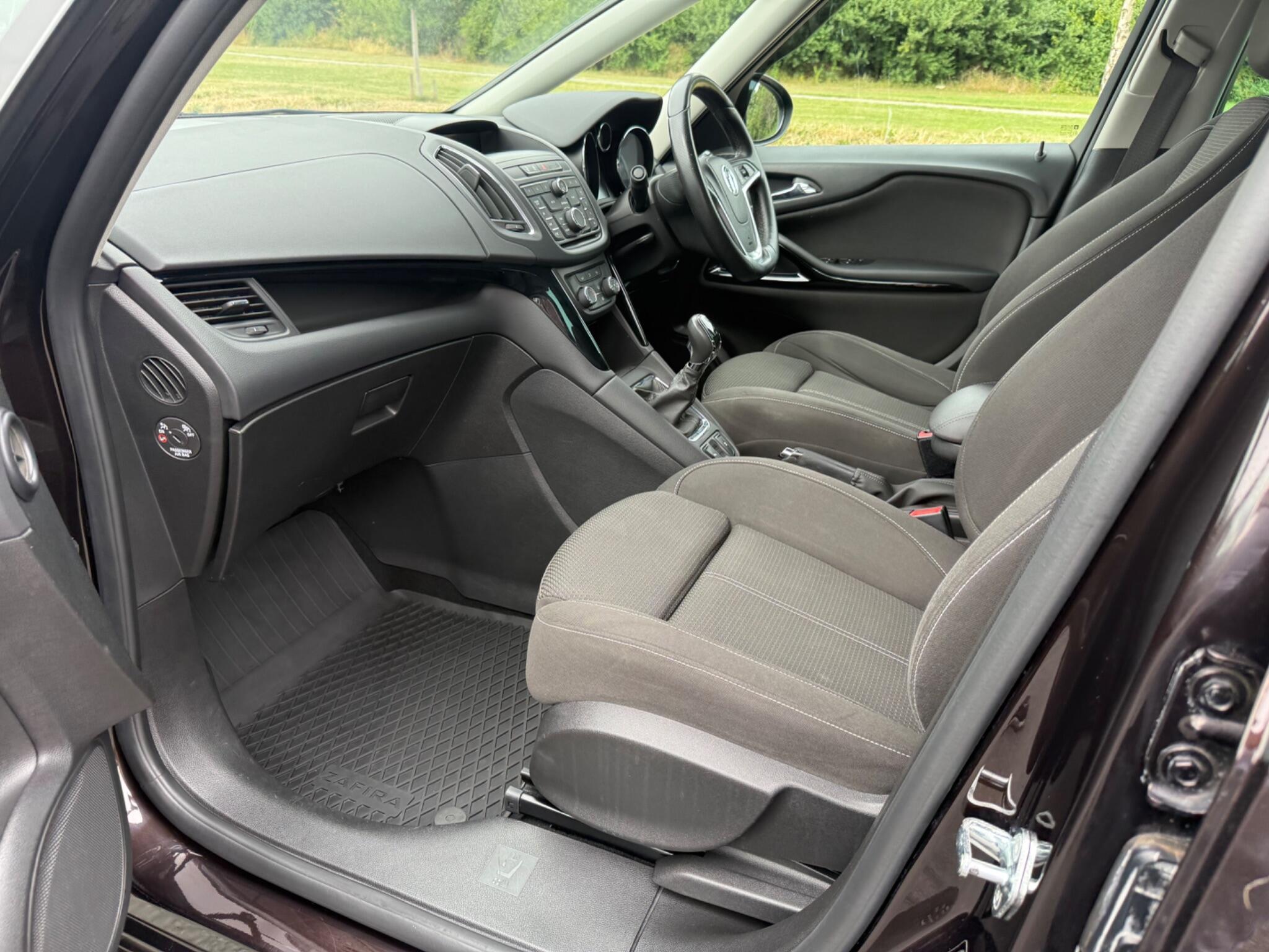 Vauxhall Zafira Tourer - Image 8