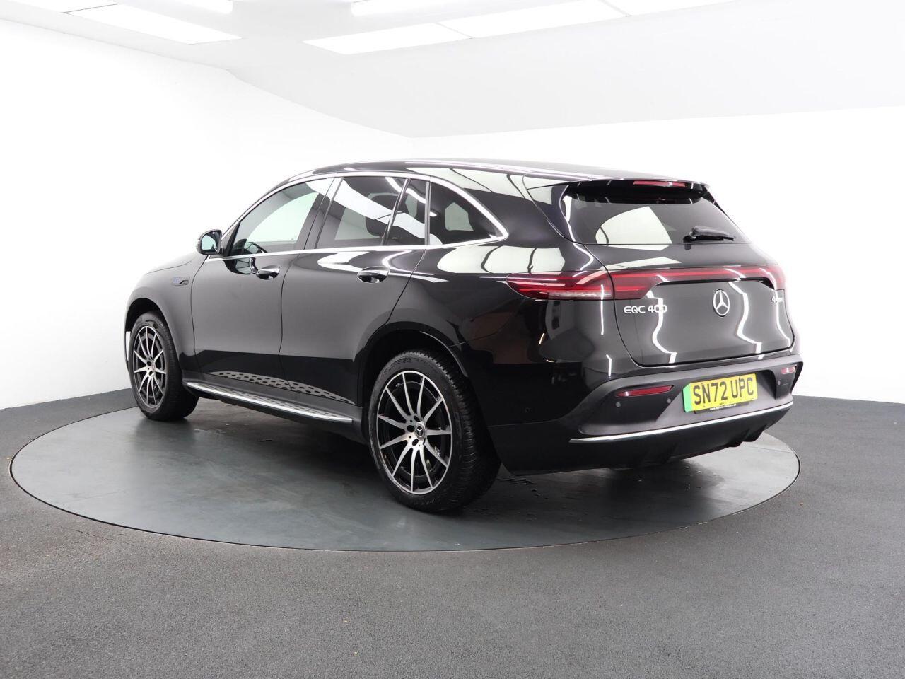Mercedes Eqc - Image 11