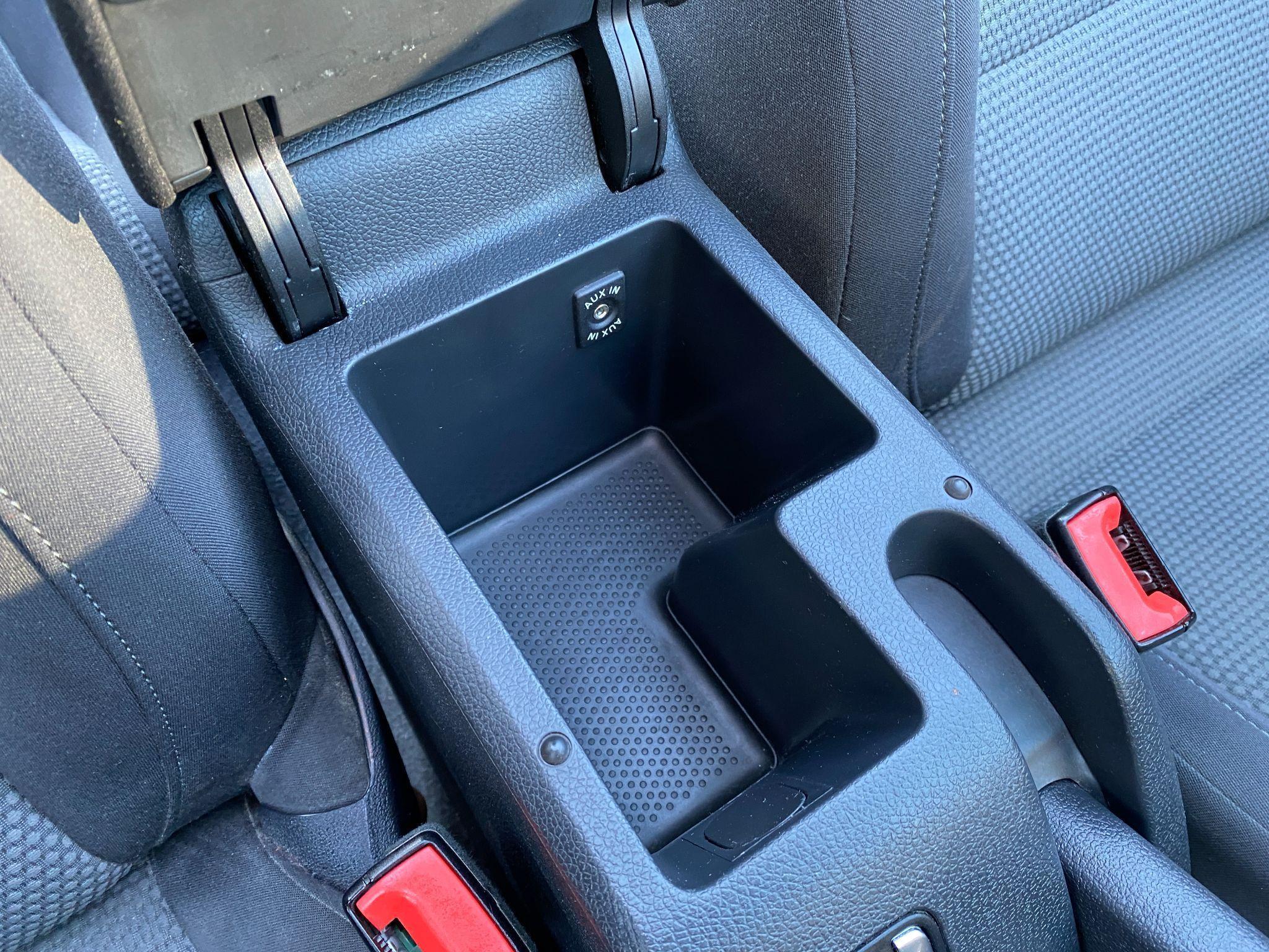 Volkswagen Golf - Image 48