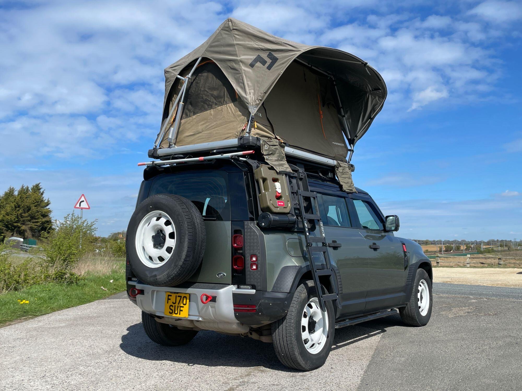 Land Rover Defender - Image 10