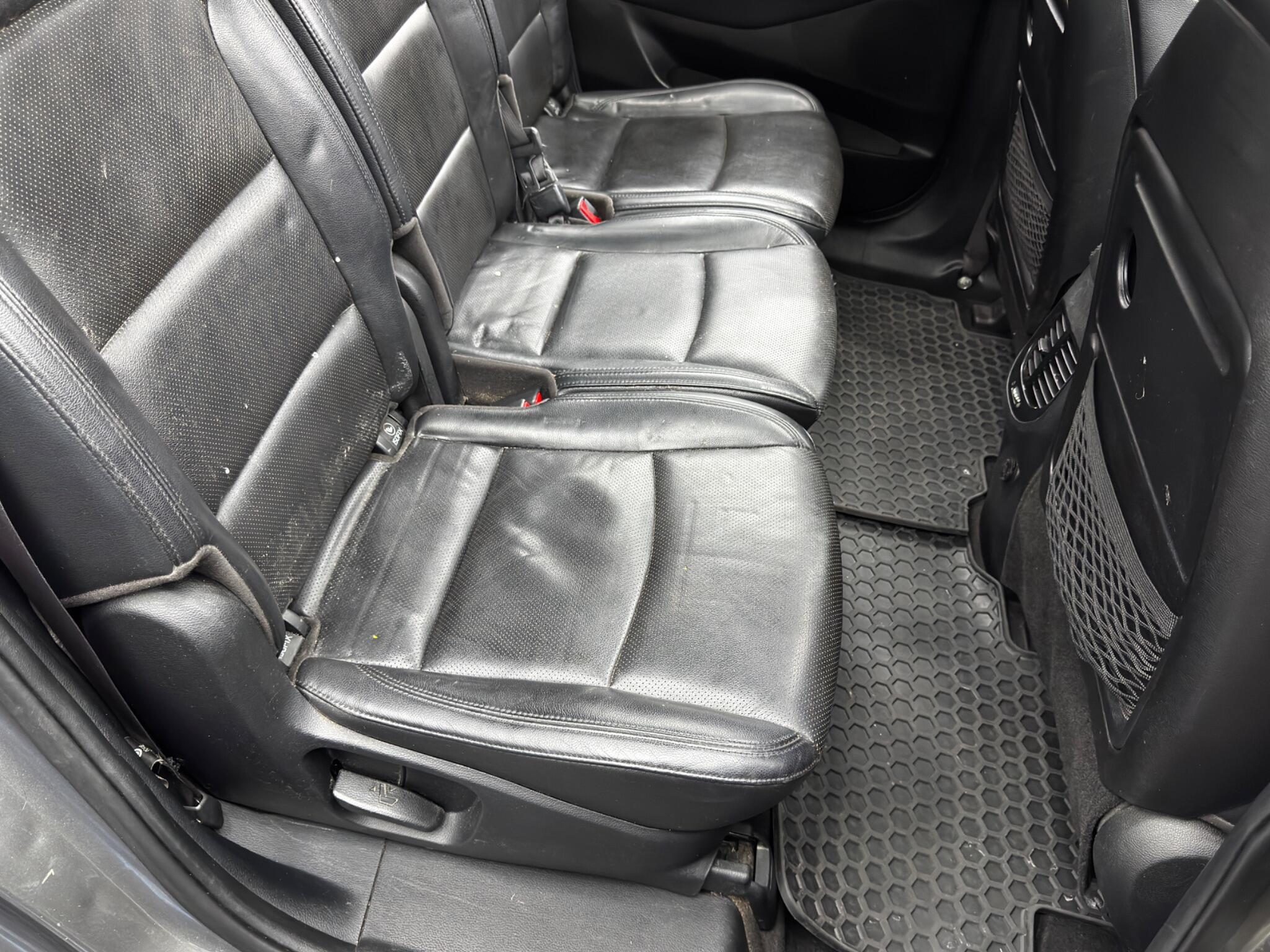Kia Carens - Image 16