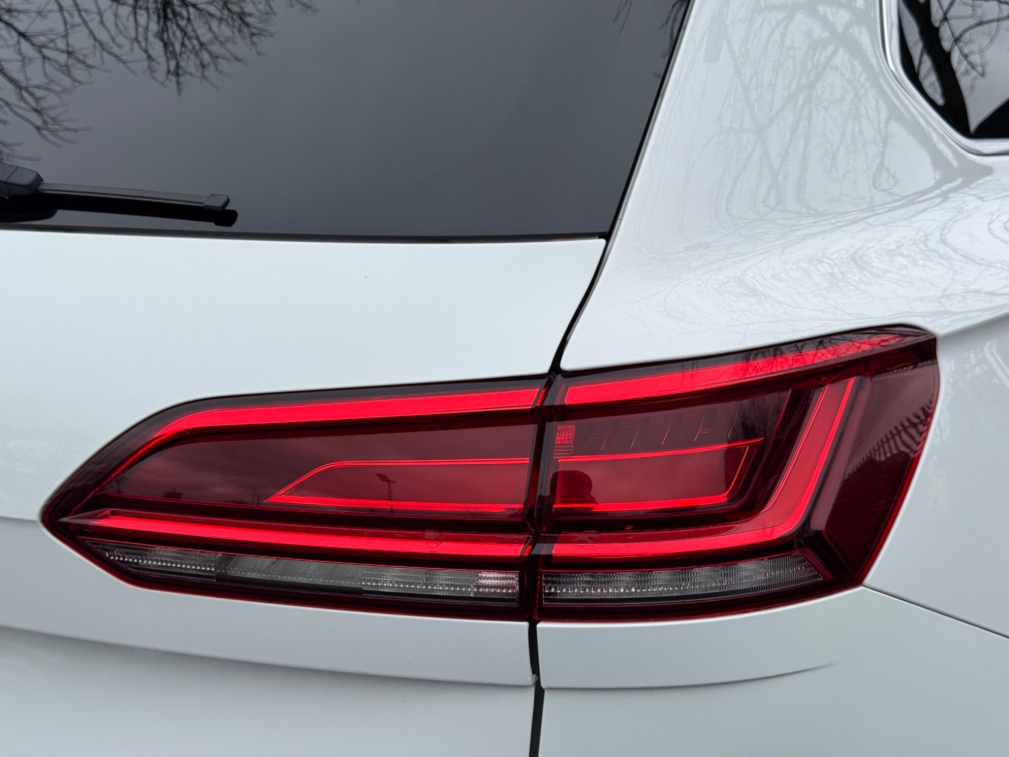 Volkswagen Touareg - Image 66