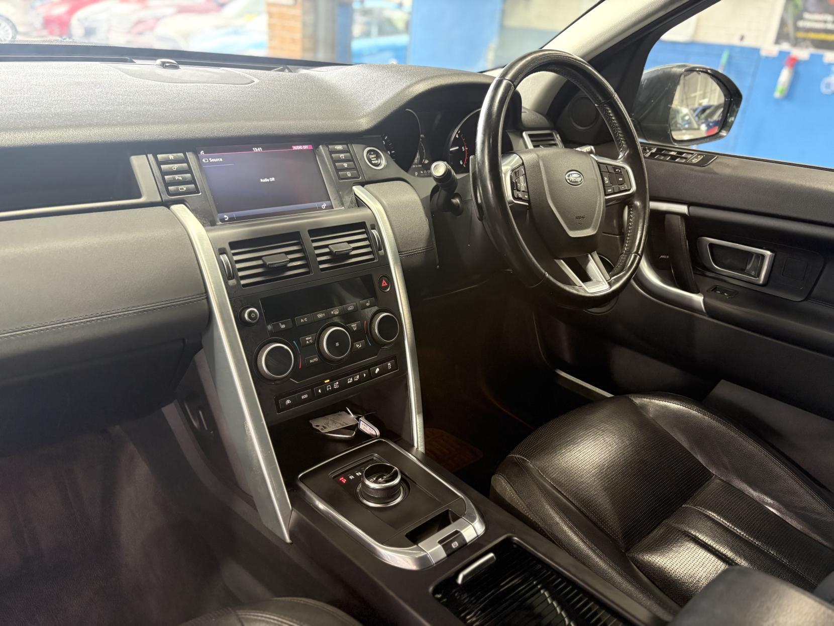 Land Rover DISCOVERY SPORT - Image 18