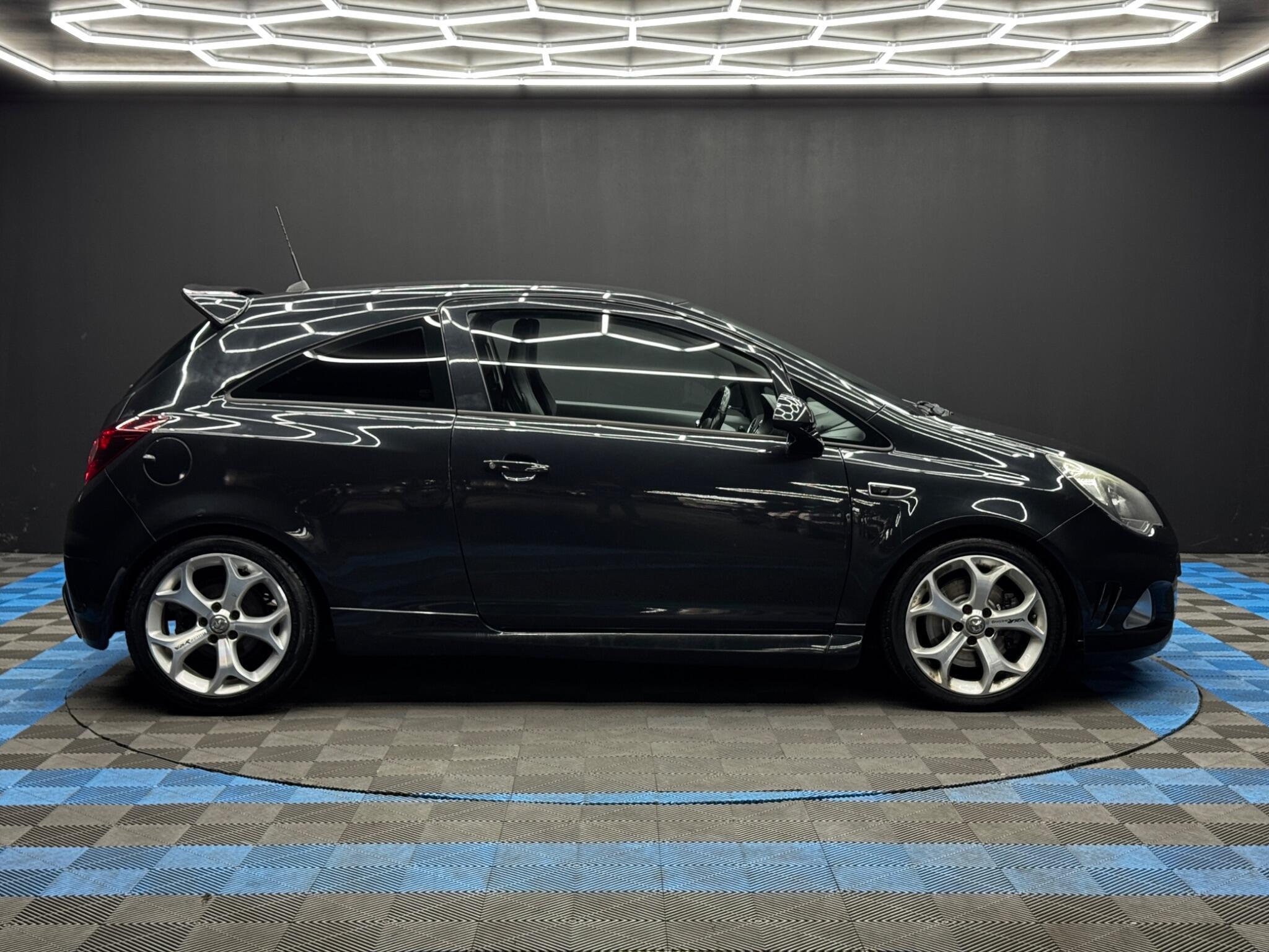 Vauxhall Corsa - Image 4