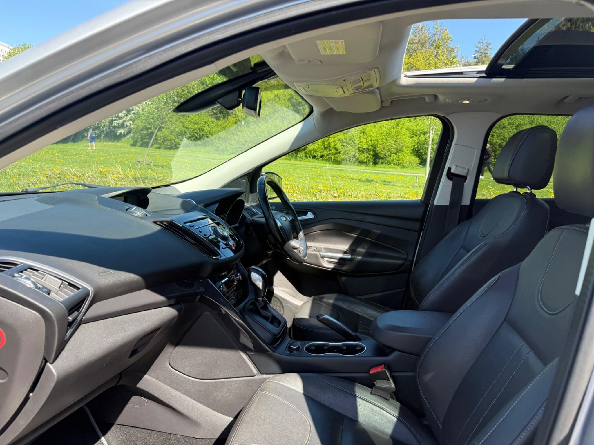 Ford Kuga - Image 10