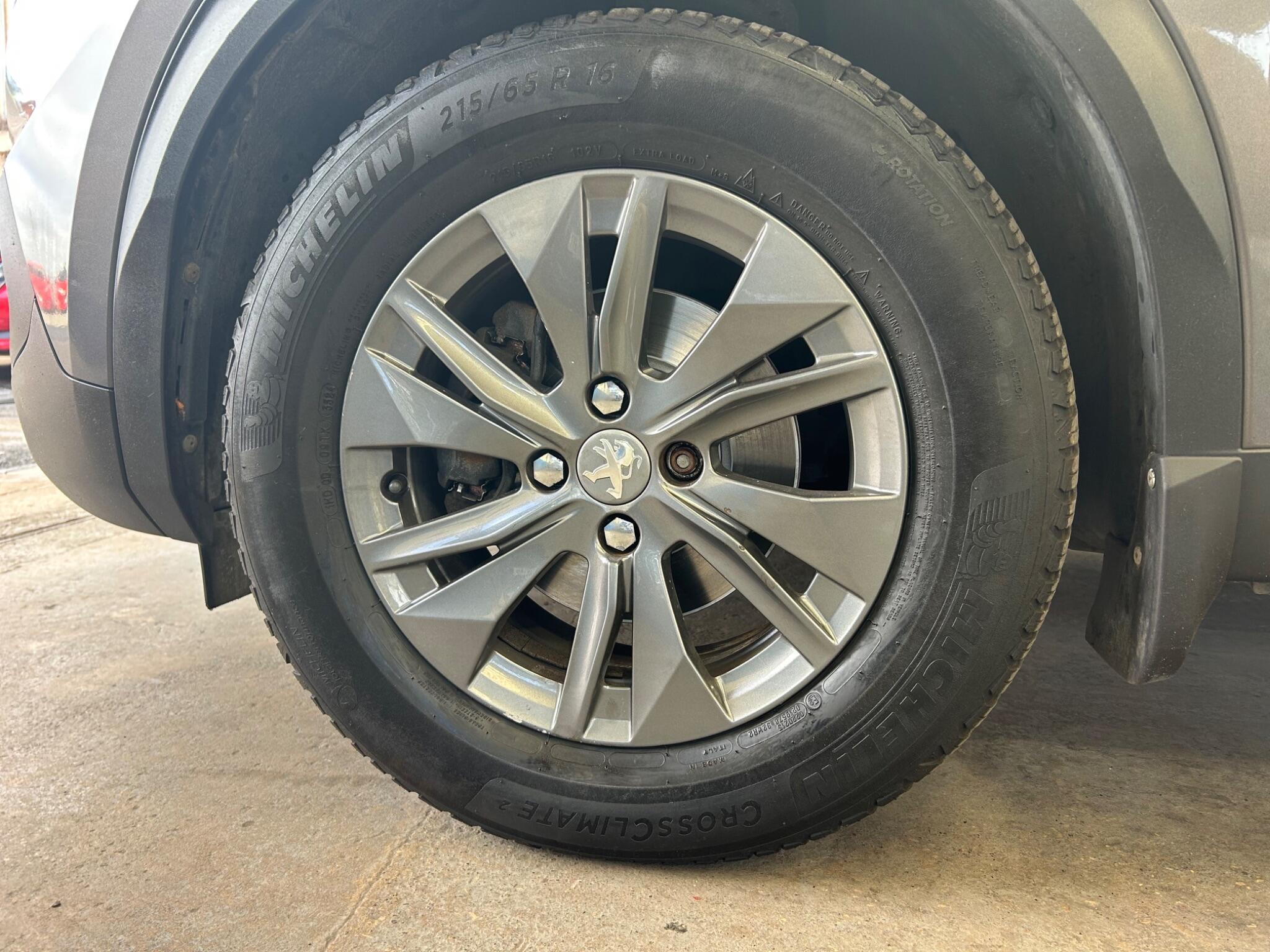 Peugeot 2008 - Image 19