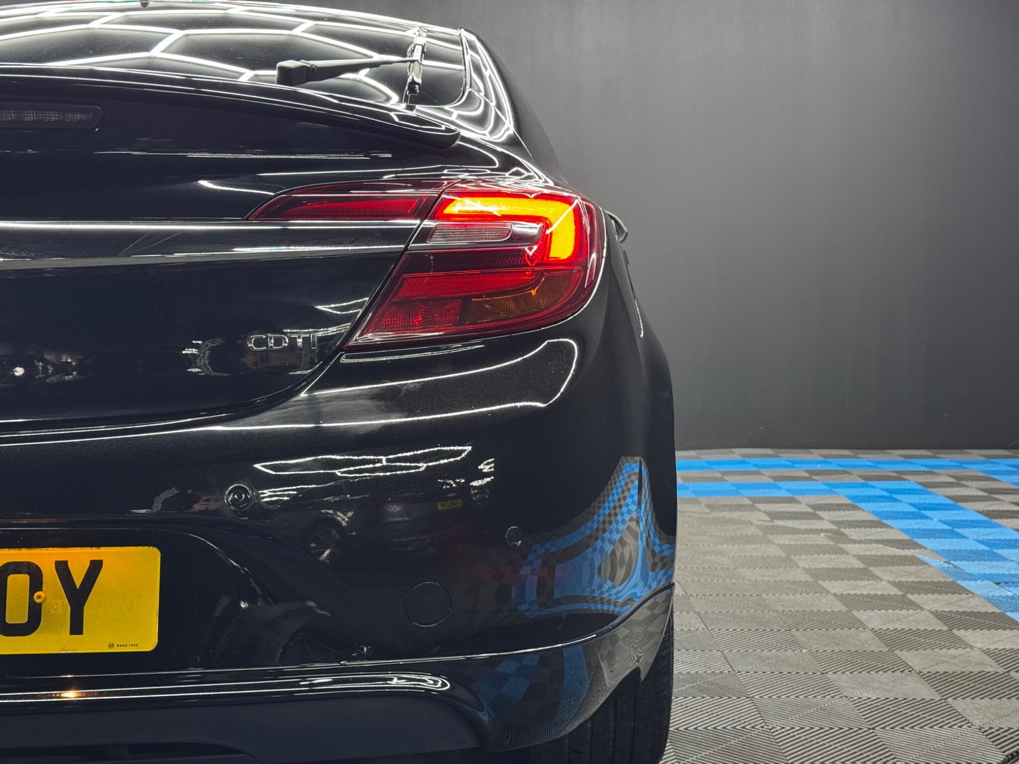 Vauxhall Insignia - Image 37