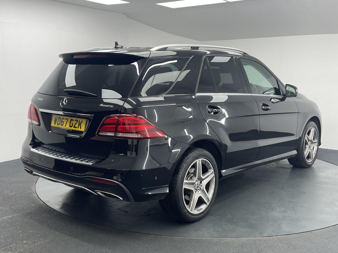 Mercedes GLE - Image 18