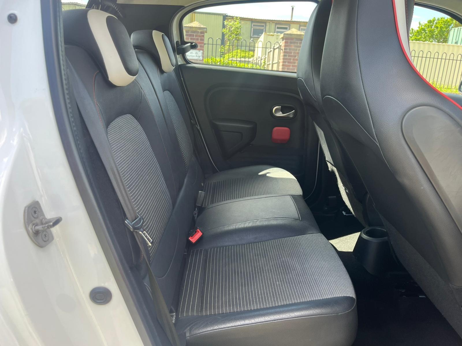 Renault Twingo - Image 11