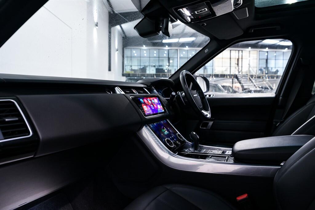 Land Rover RANGE ROVER SPORT - Image 18