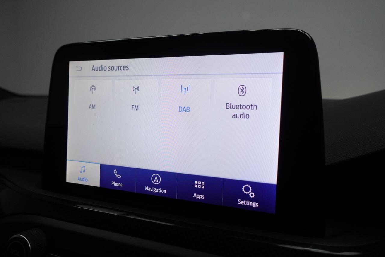 Ford Focus - Image 43