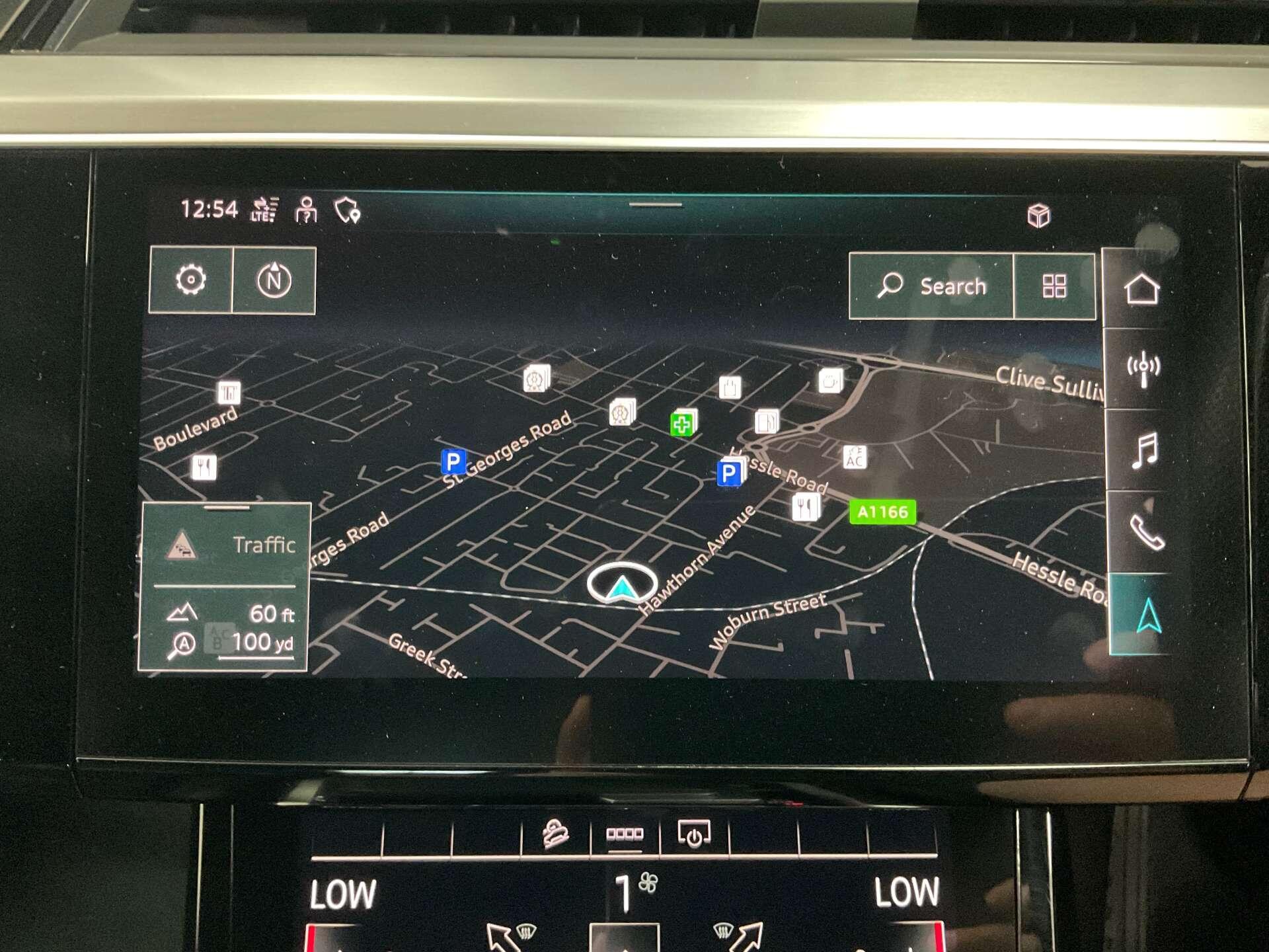 Audi E-Tron - Image 17