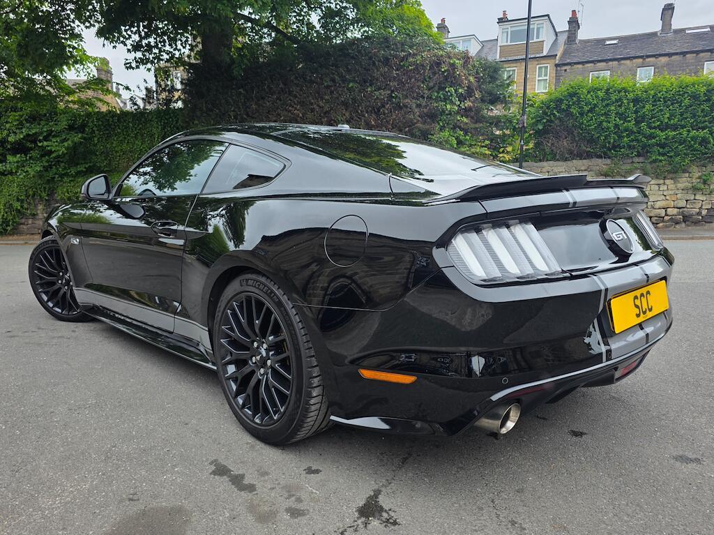 Ford Mustang - Image 6