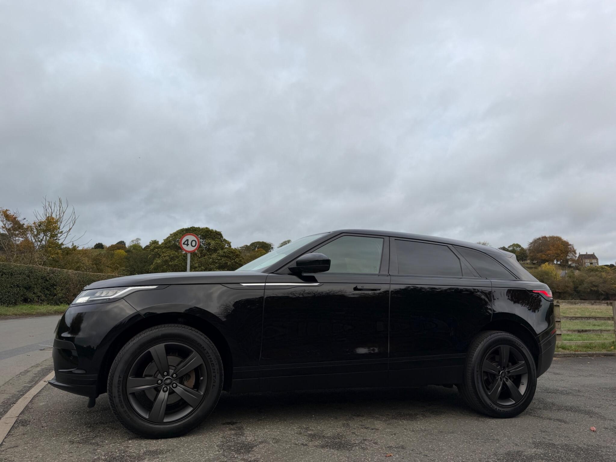 Land Rover Range Rover Velar - Image 4