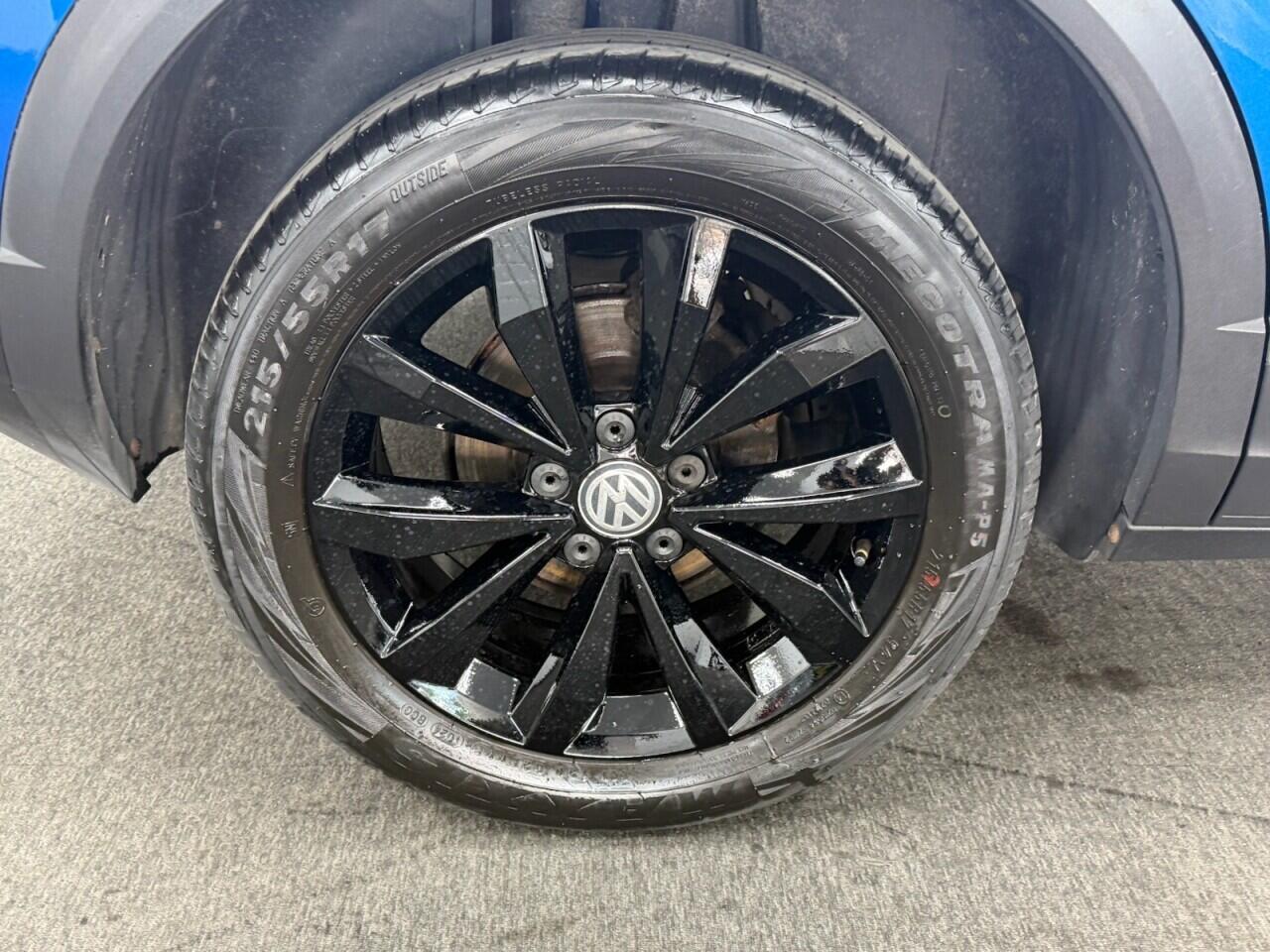 Volkswagen T-Roc - Image 12