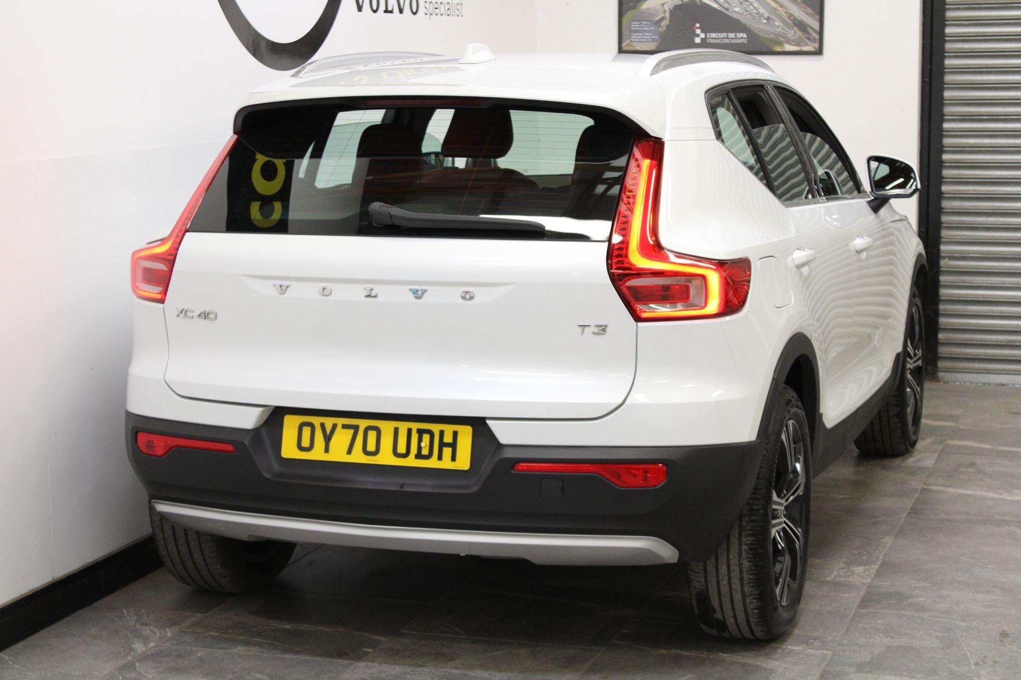 Volvo XC40 - Image 20