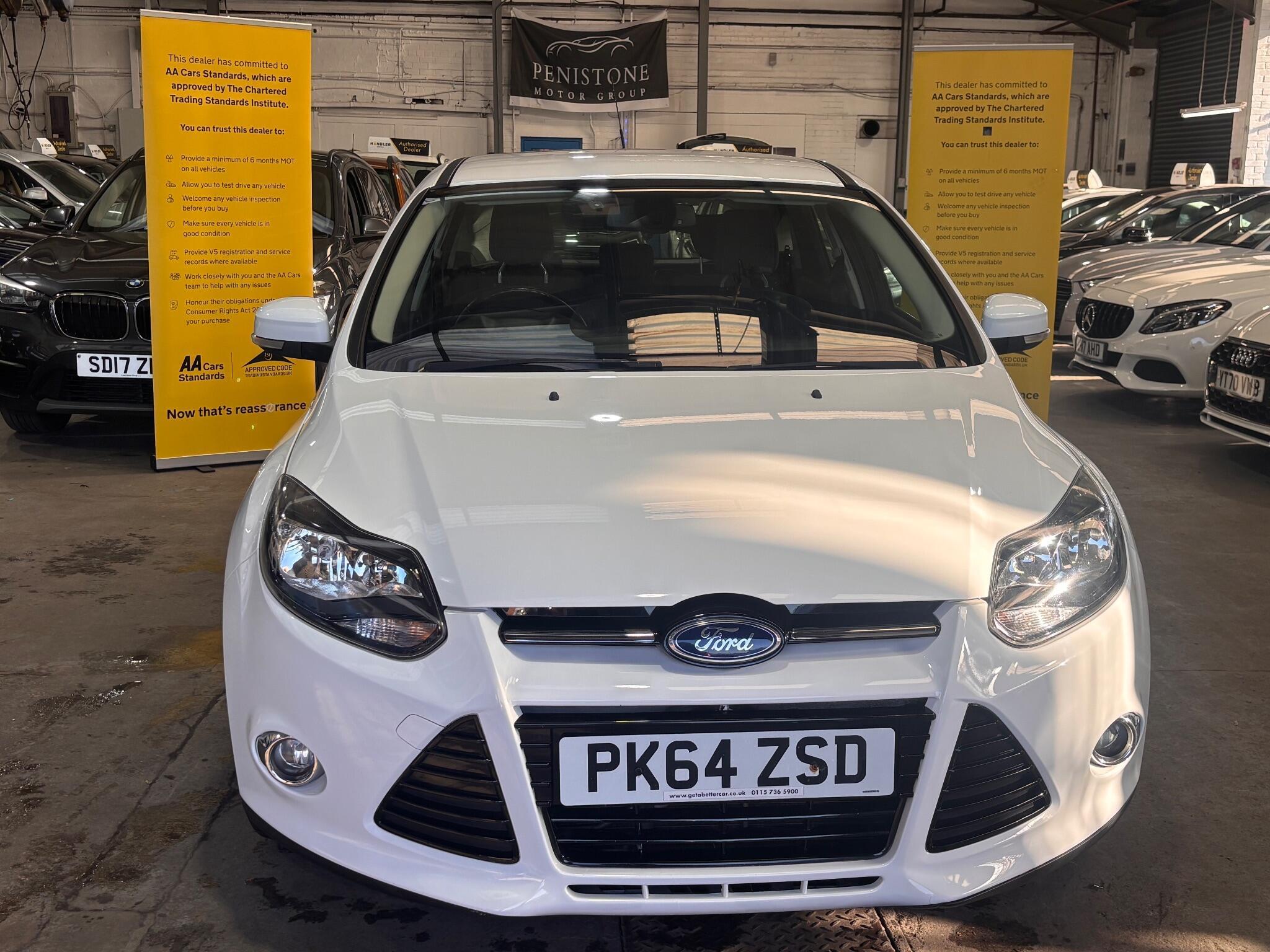 Ford Focus - Image 10