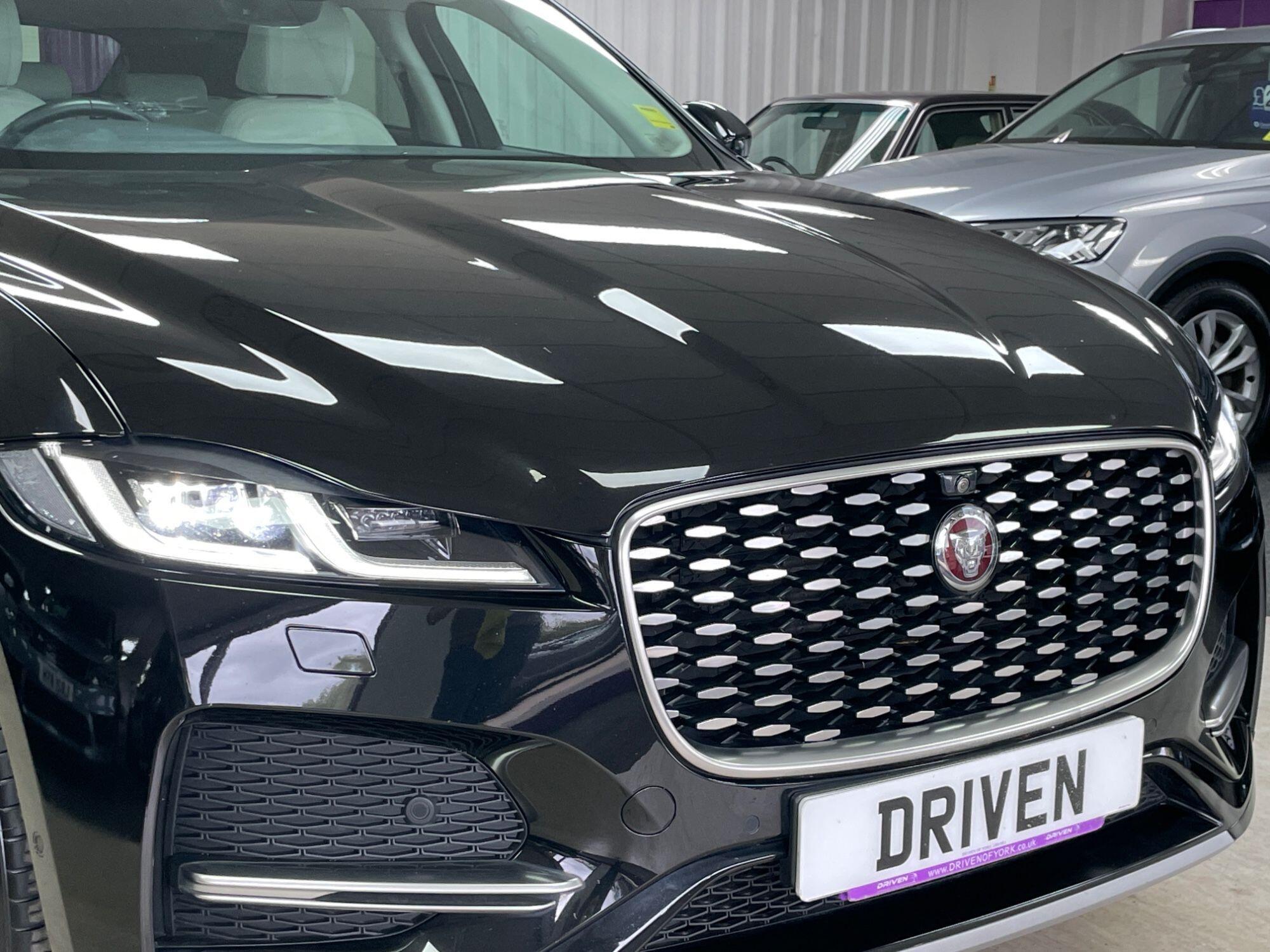 Jaguar F-Pace - Image 4