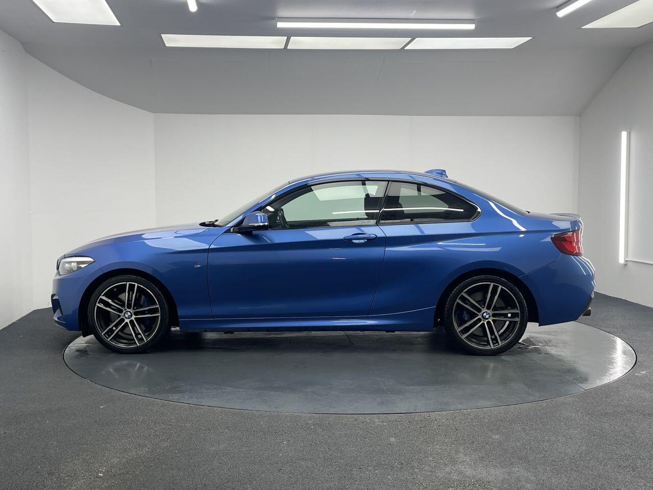 BMW 2 Series - Image 7