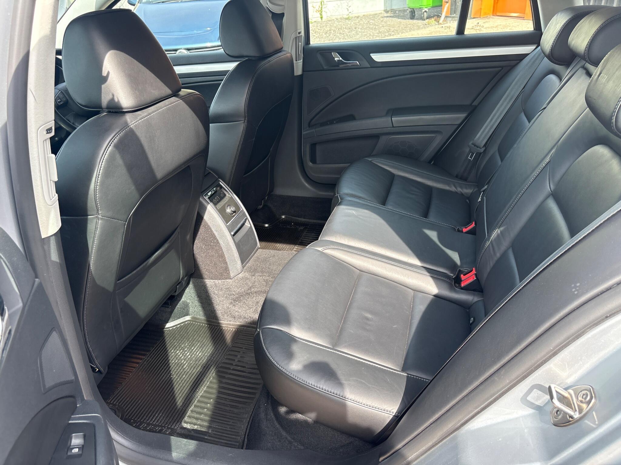 Skoda Superb - Image 17