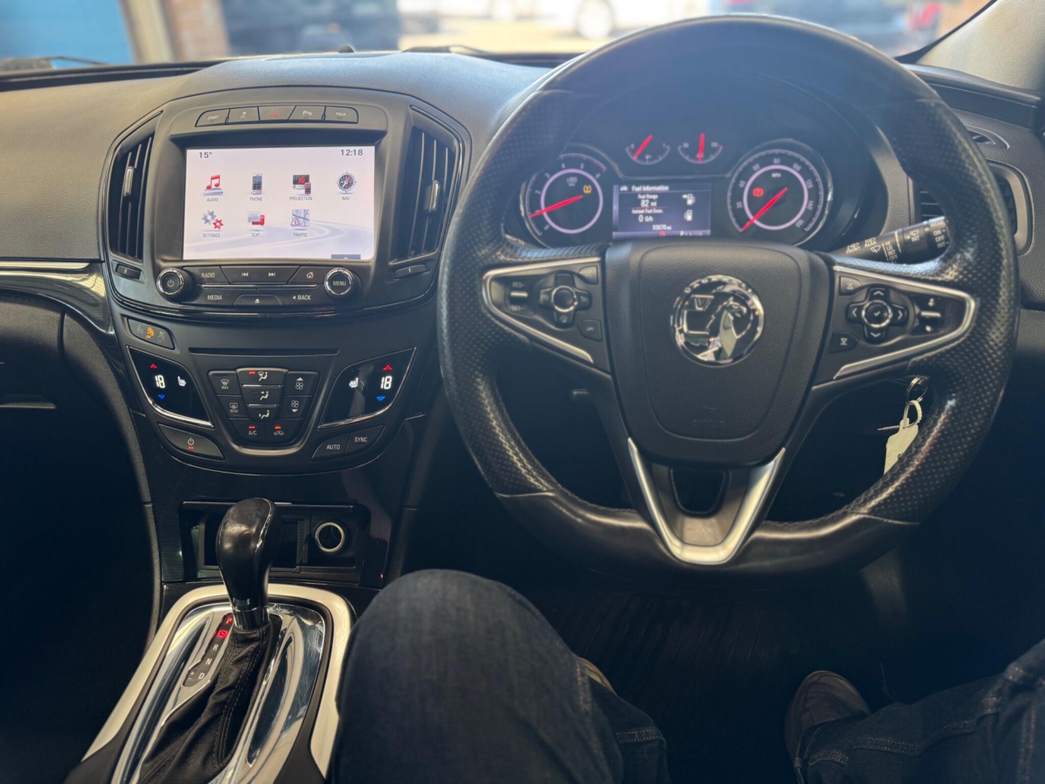 Vauxhall Insignia - Image 38