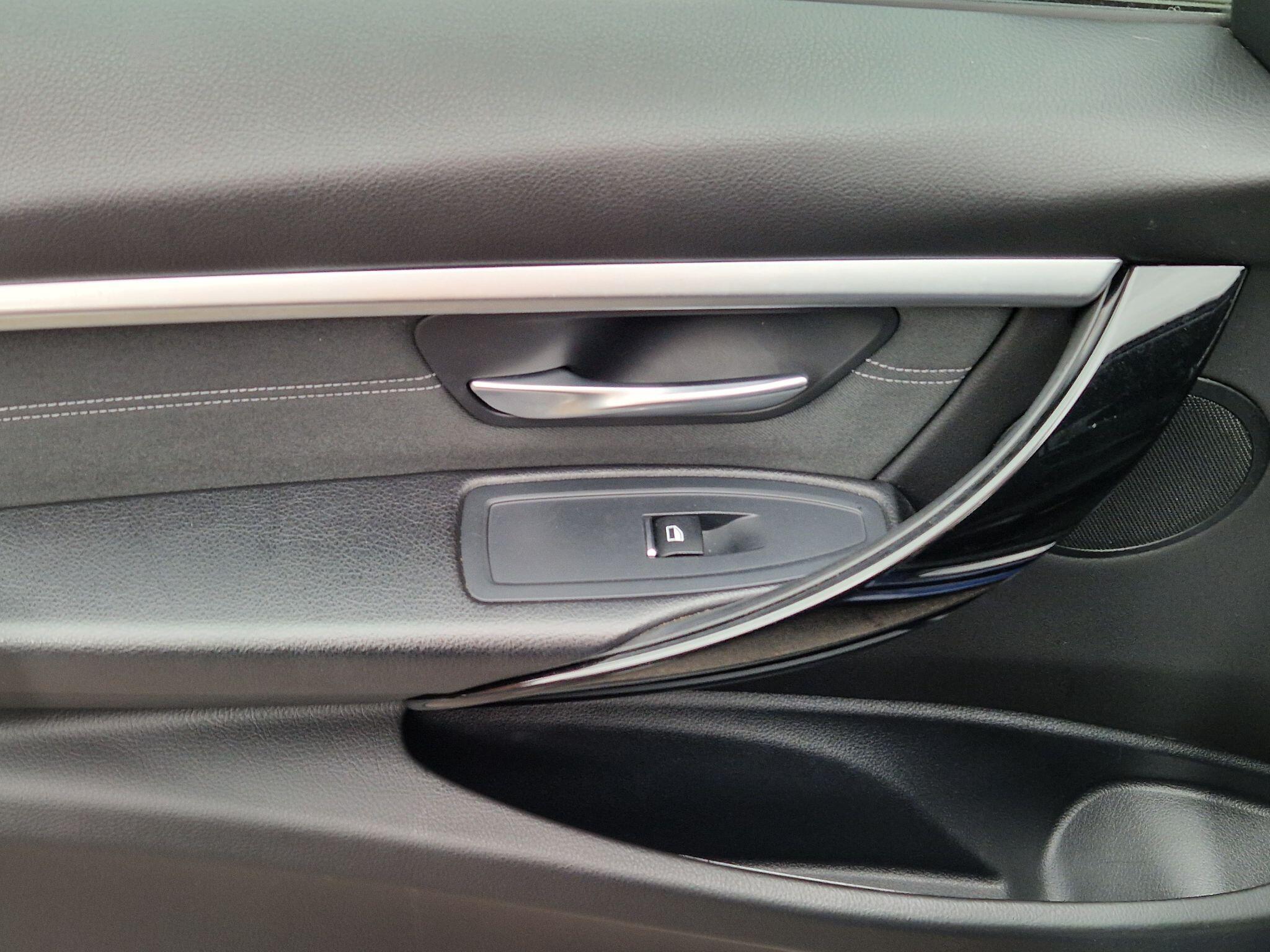 BMW 3 Series - Image 35