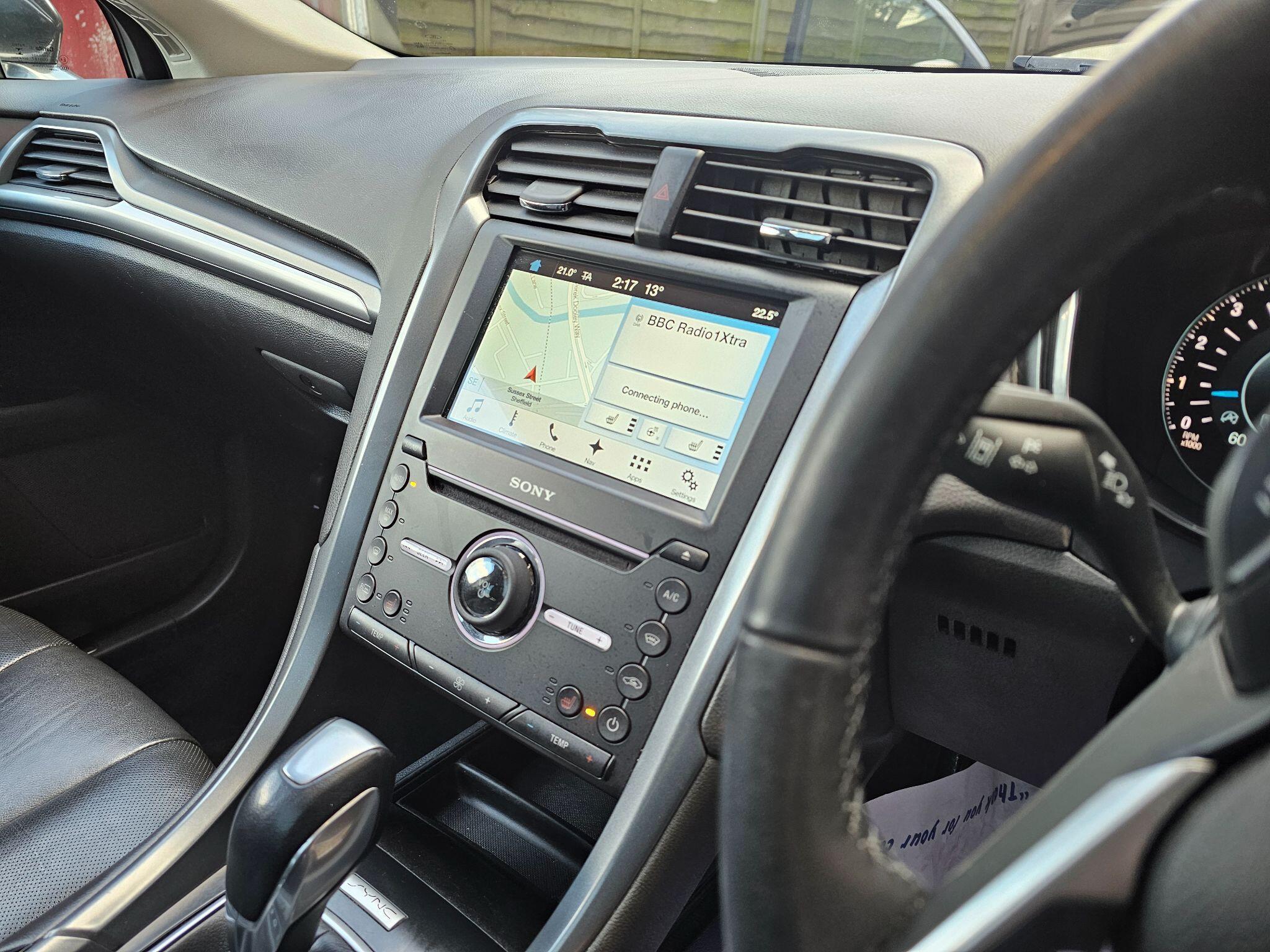 Ford Mondeo - Image 18