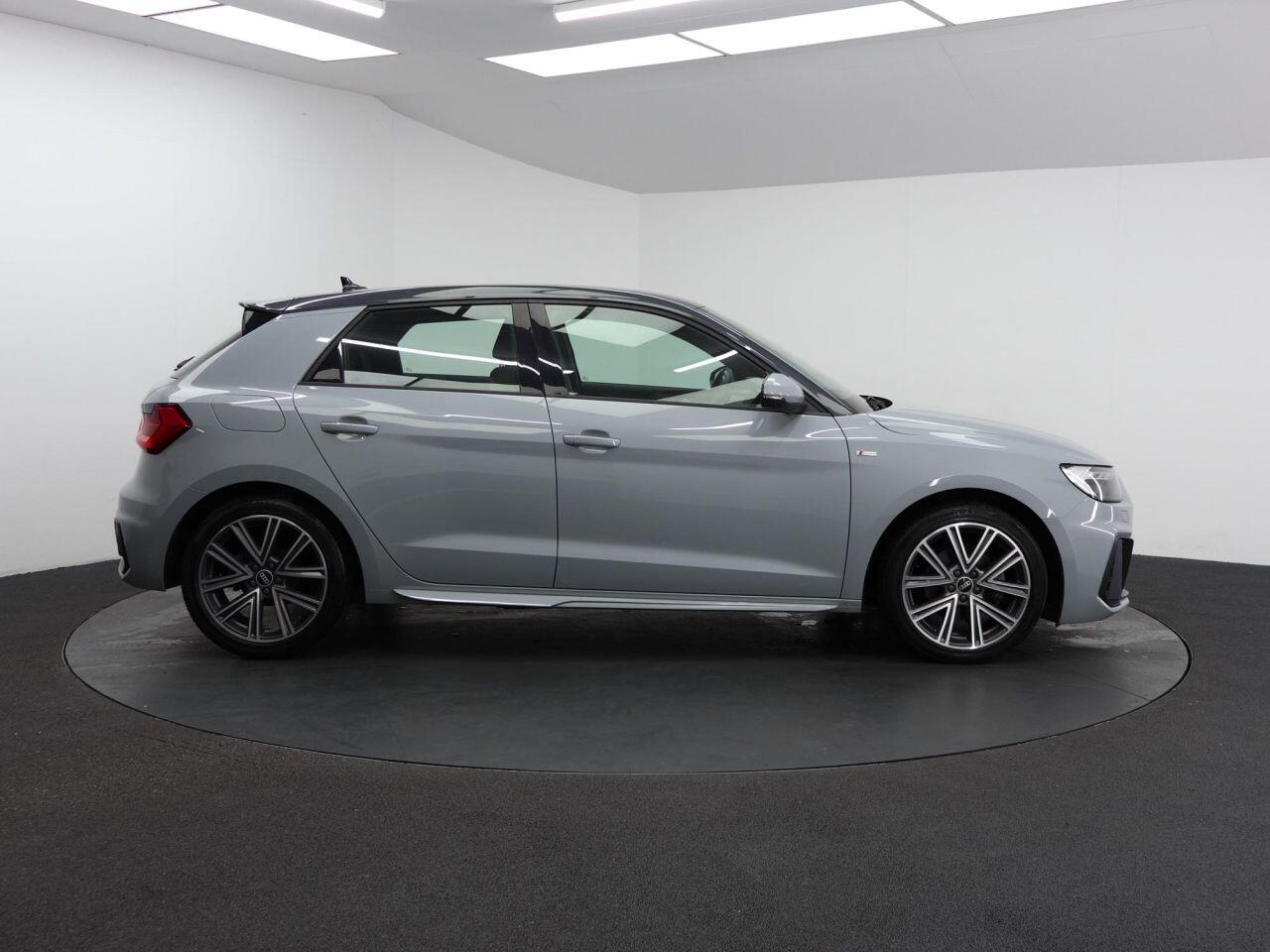 Audi A1 - Image 15