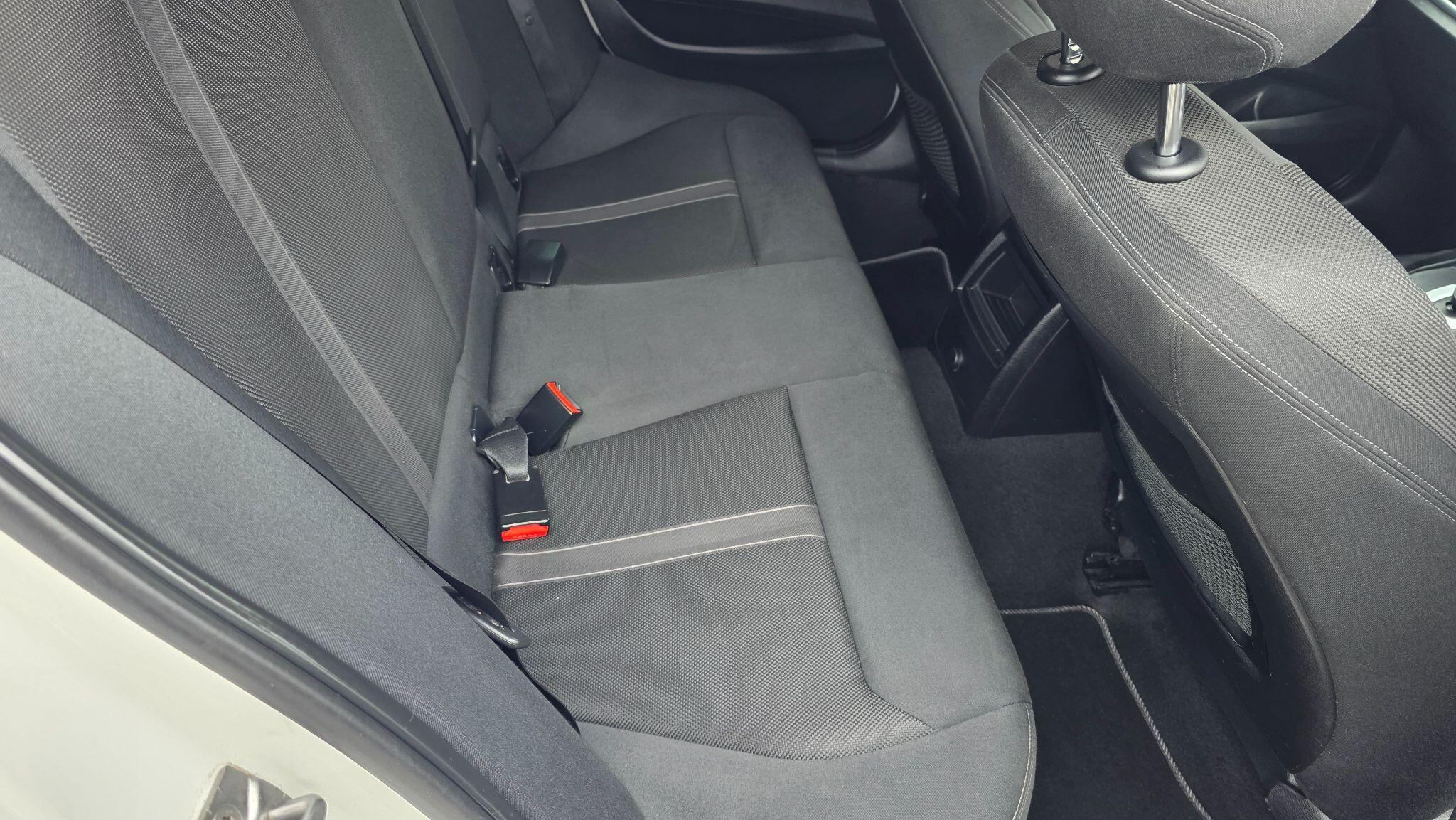 BMW 1 Series - Image 28