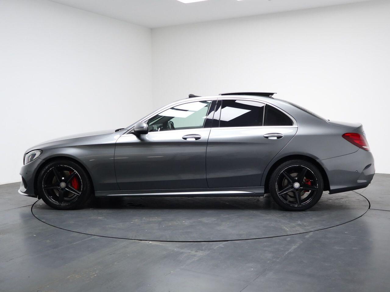 Mercedes C Class - Image 8