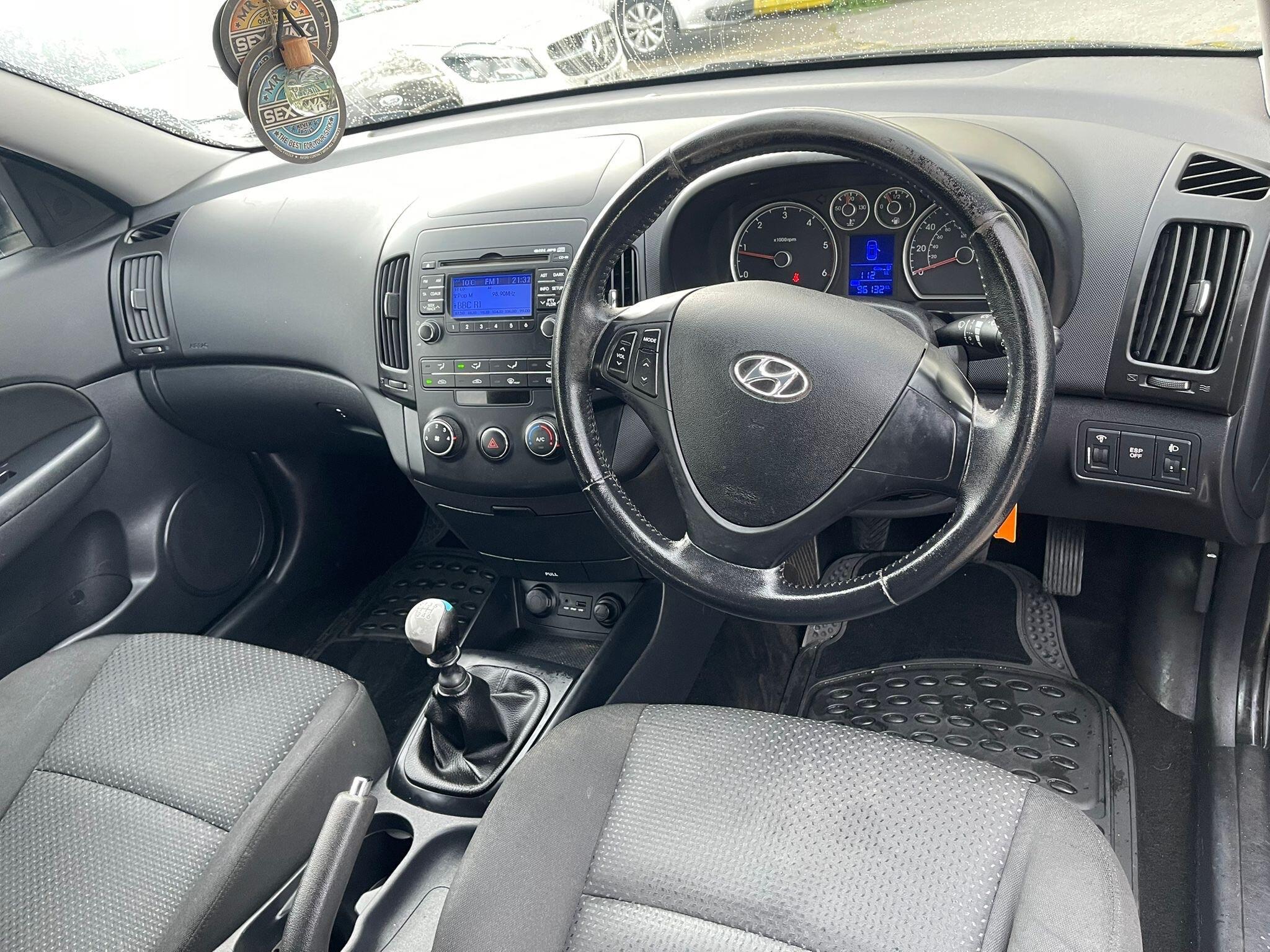 Hyundai i30 - Image 13