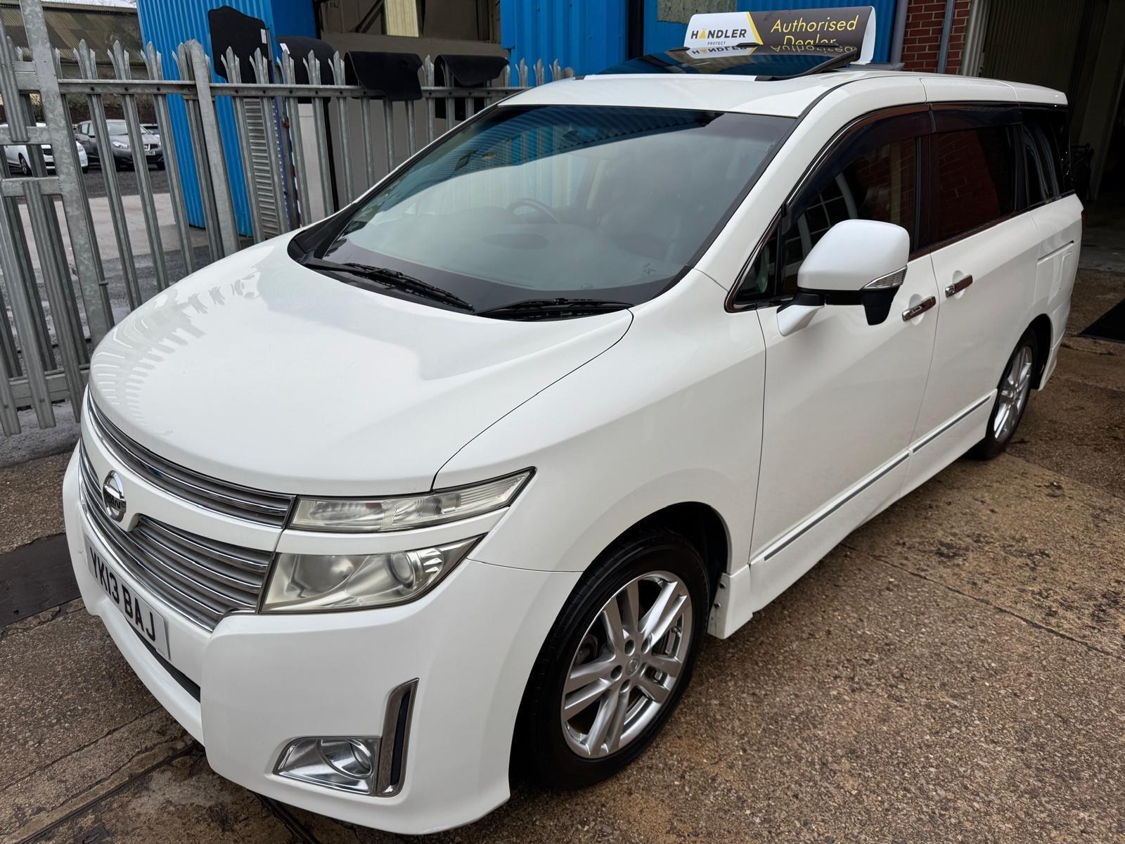 Nissan Elgrand - Image 16