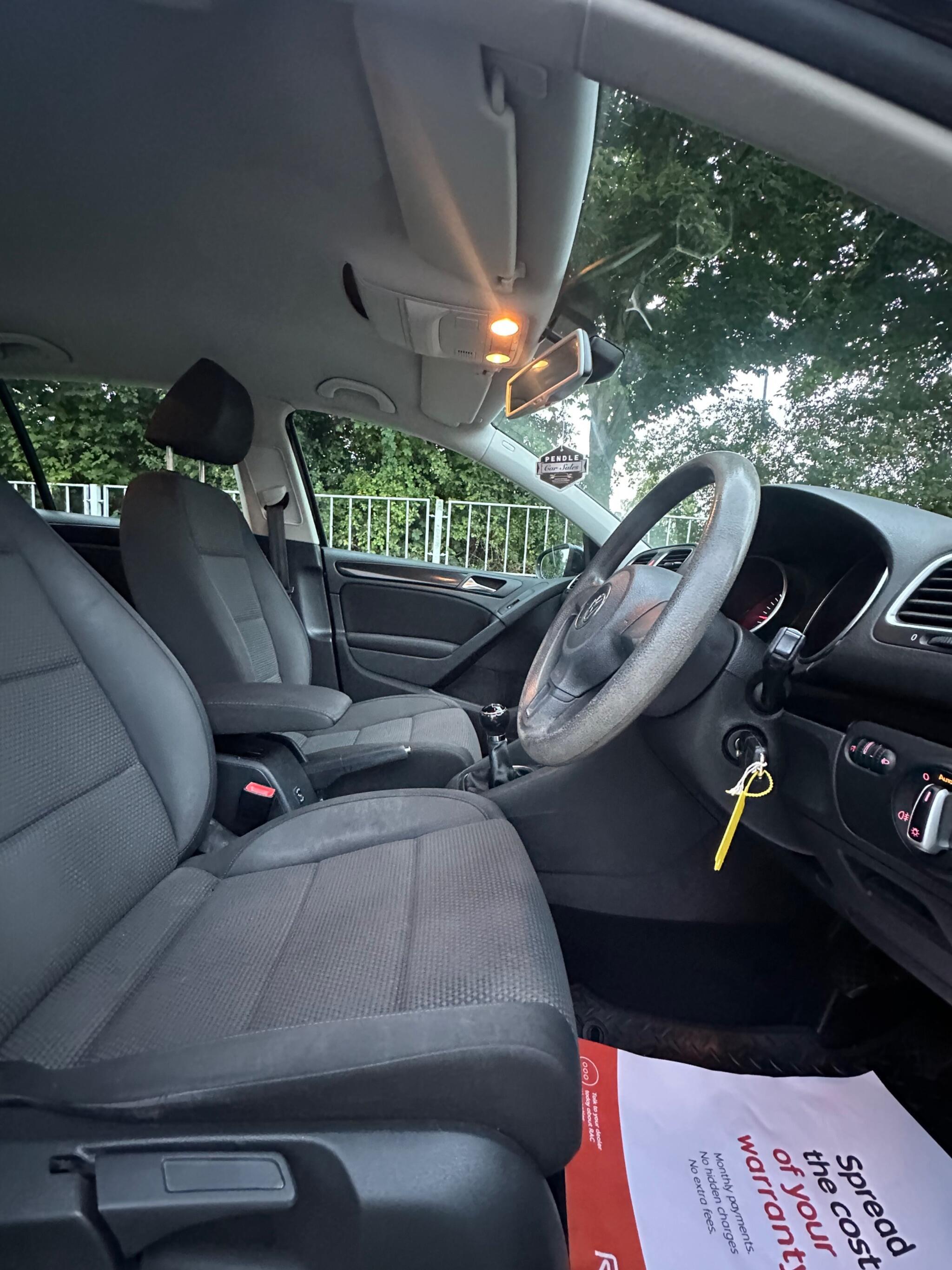 Volkswagen Golf - Image 17