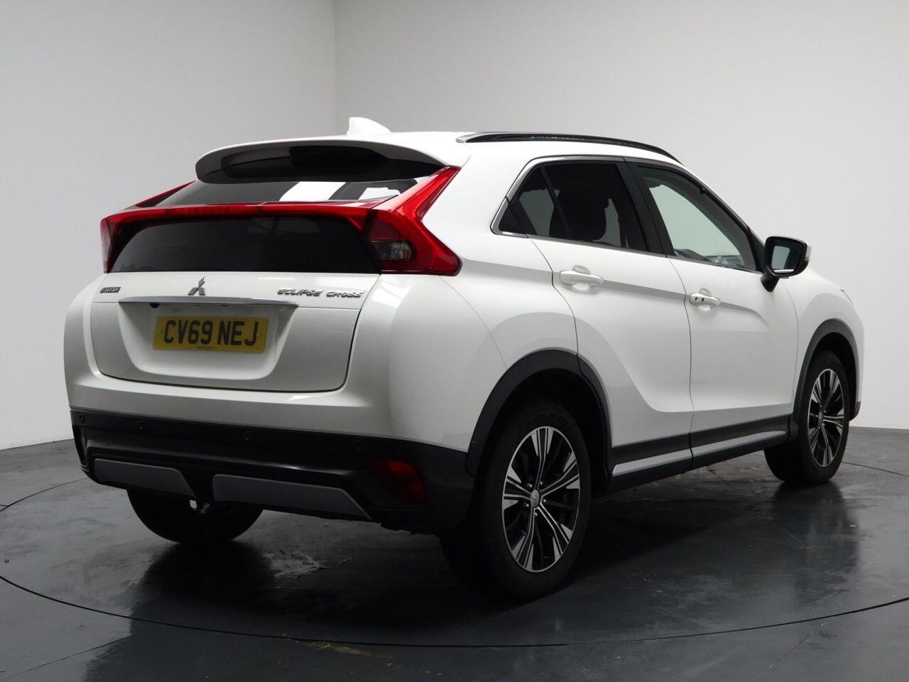 Mitsubishi Eclipse Cross - Image 12