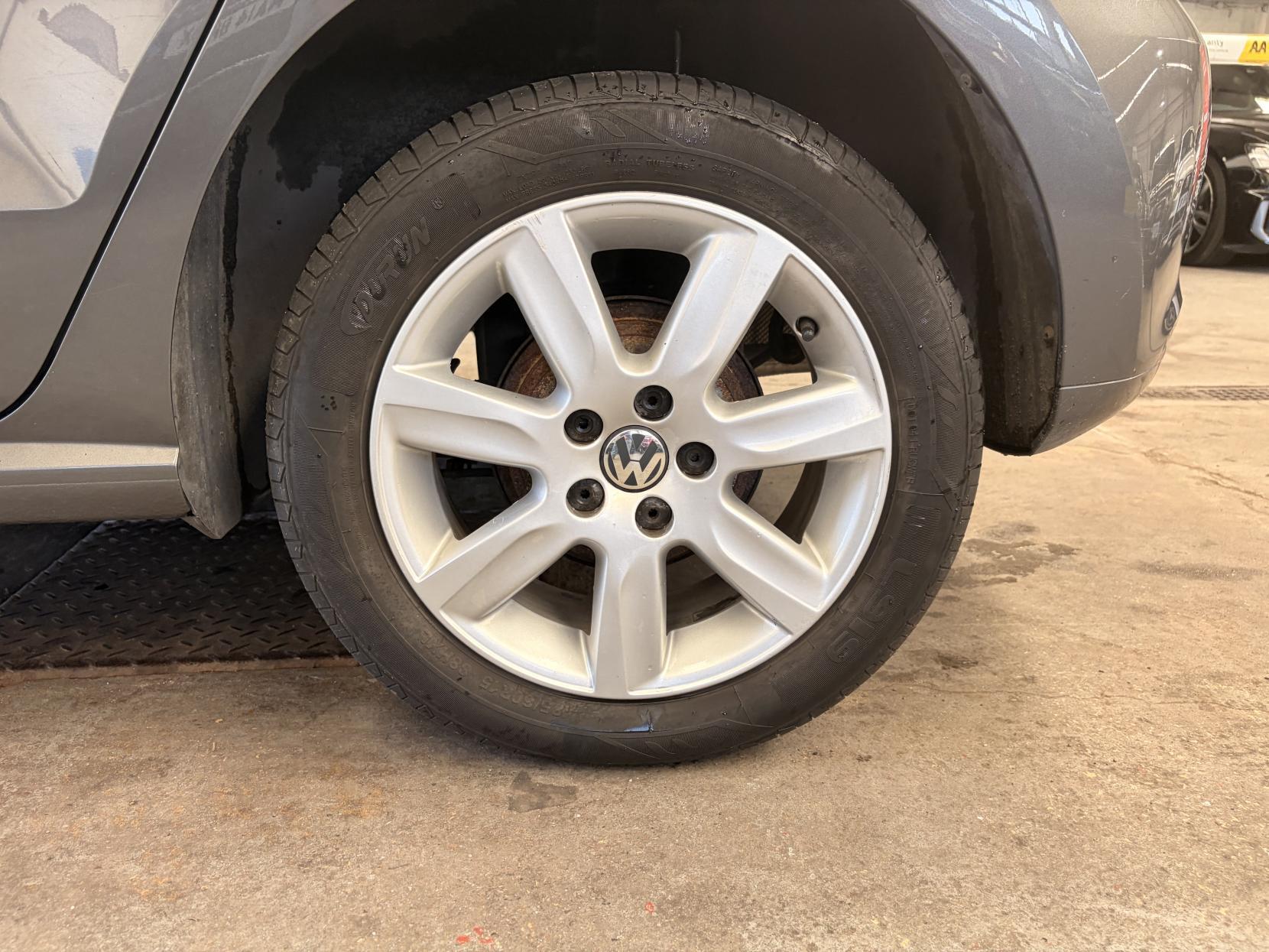 Volkswagen Polo - Image 15