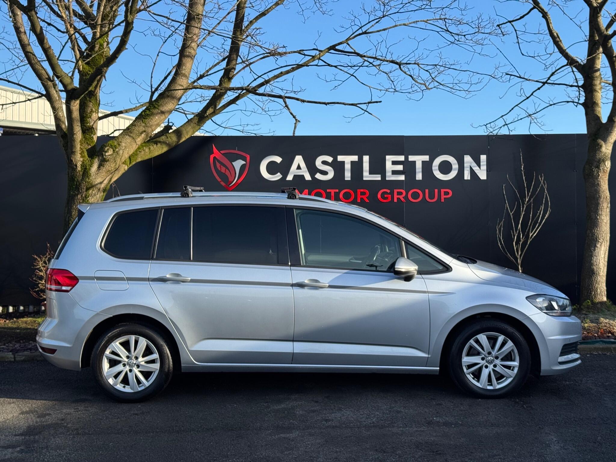 Volkswagen Touran - Image 9