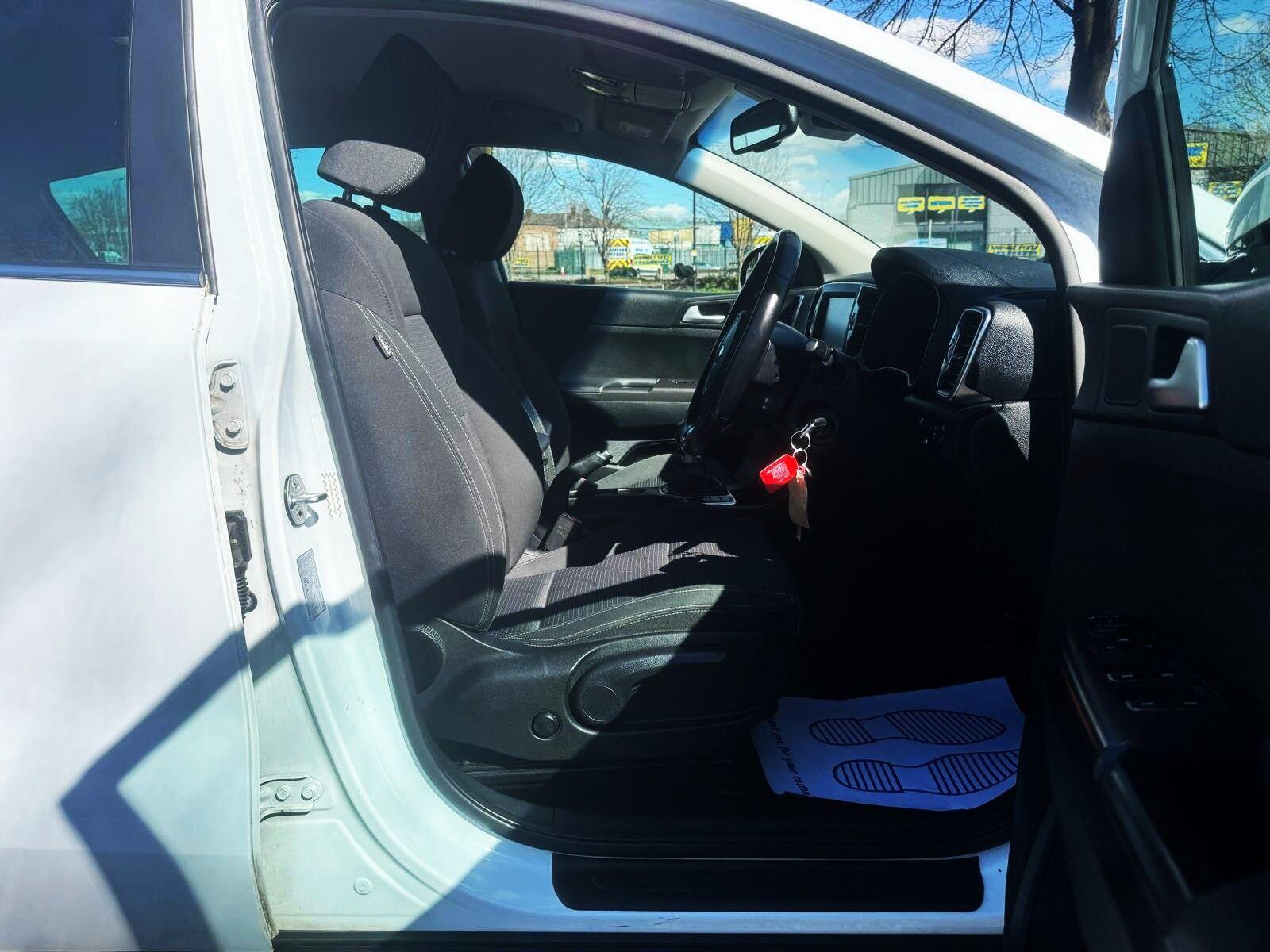 Kia Sportage - Image 10