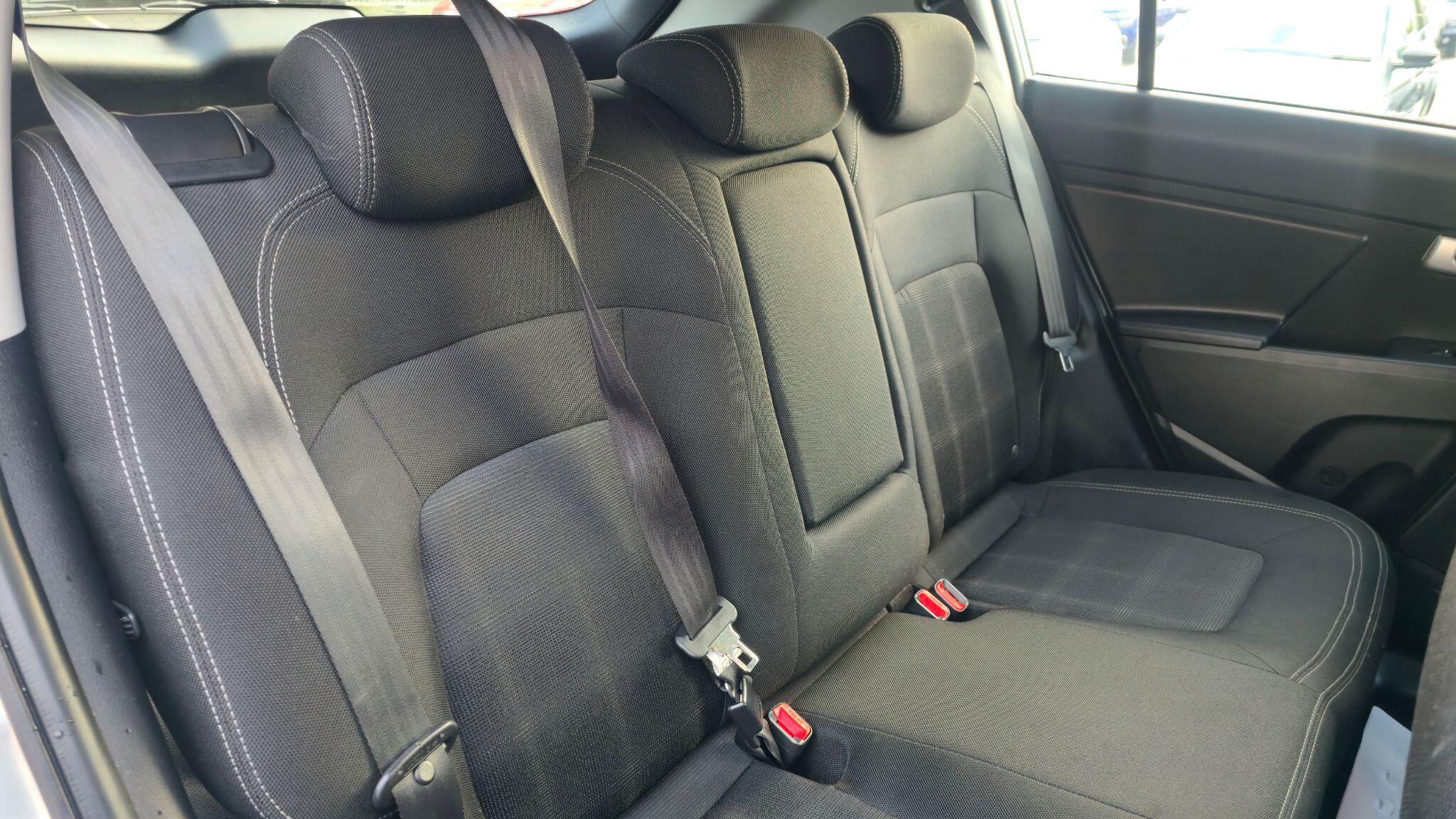 Kia Sportage - Image 17