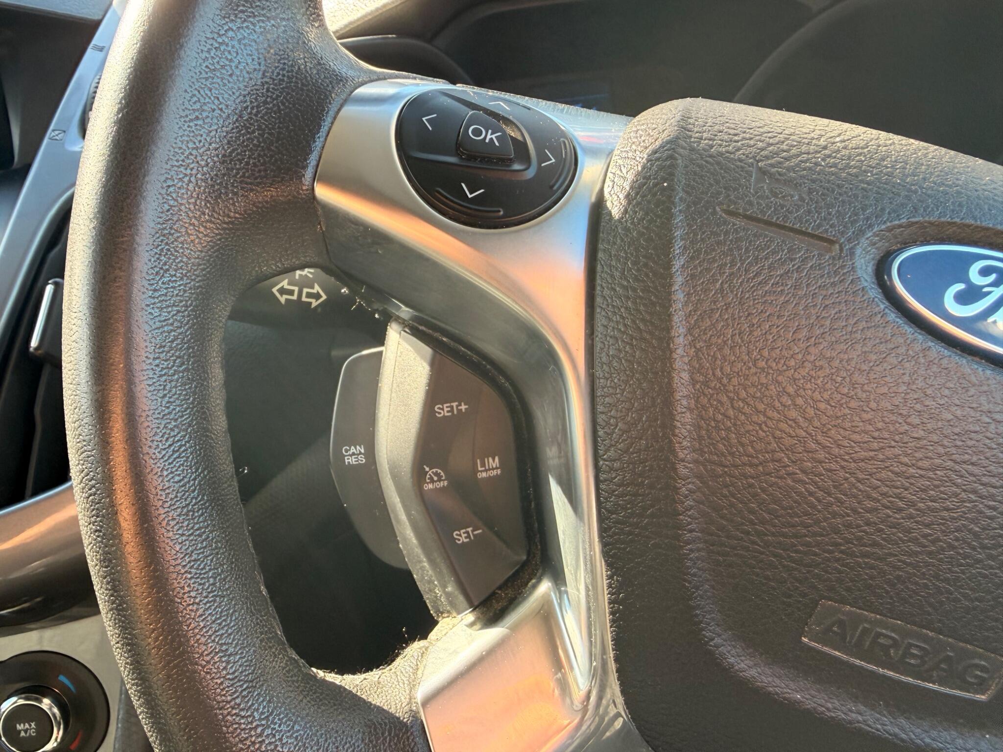 Ford Transit Connect - Image 29